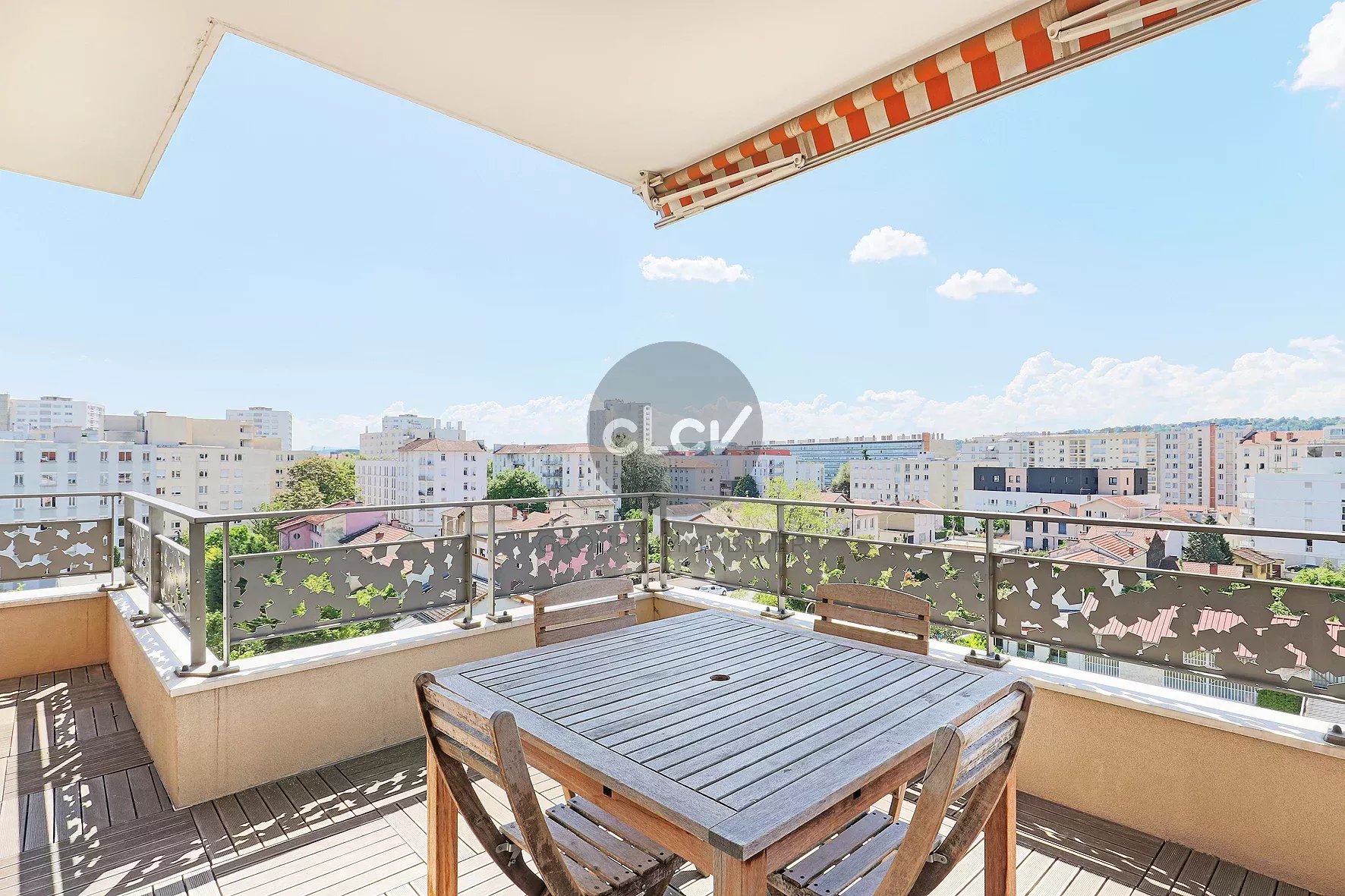 JEAN-JAURES: PENTHOUSE de 115m² avec TERRASSE de 80m²