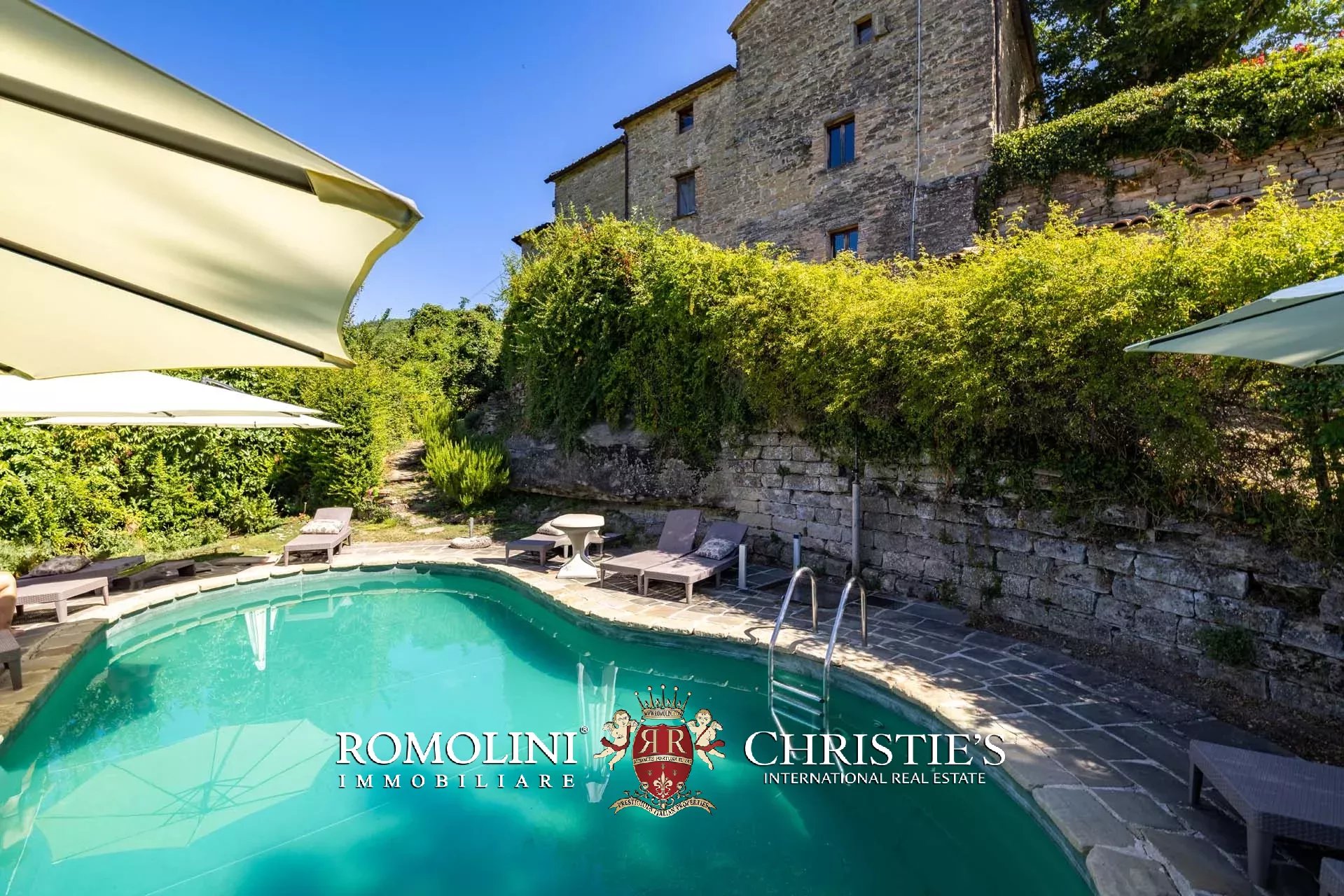 10 Bedroom Chateau's Image 8