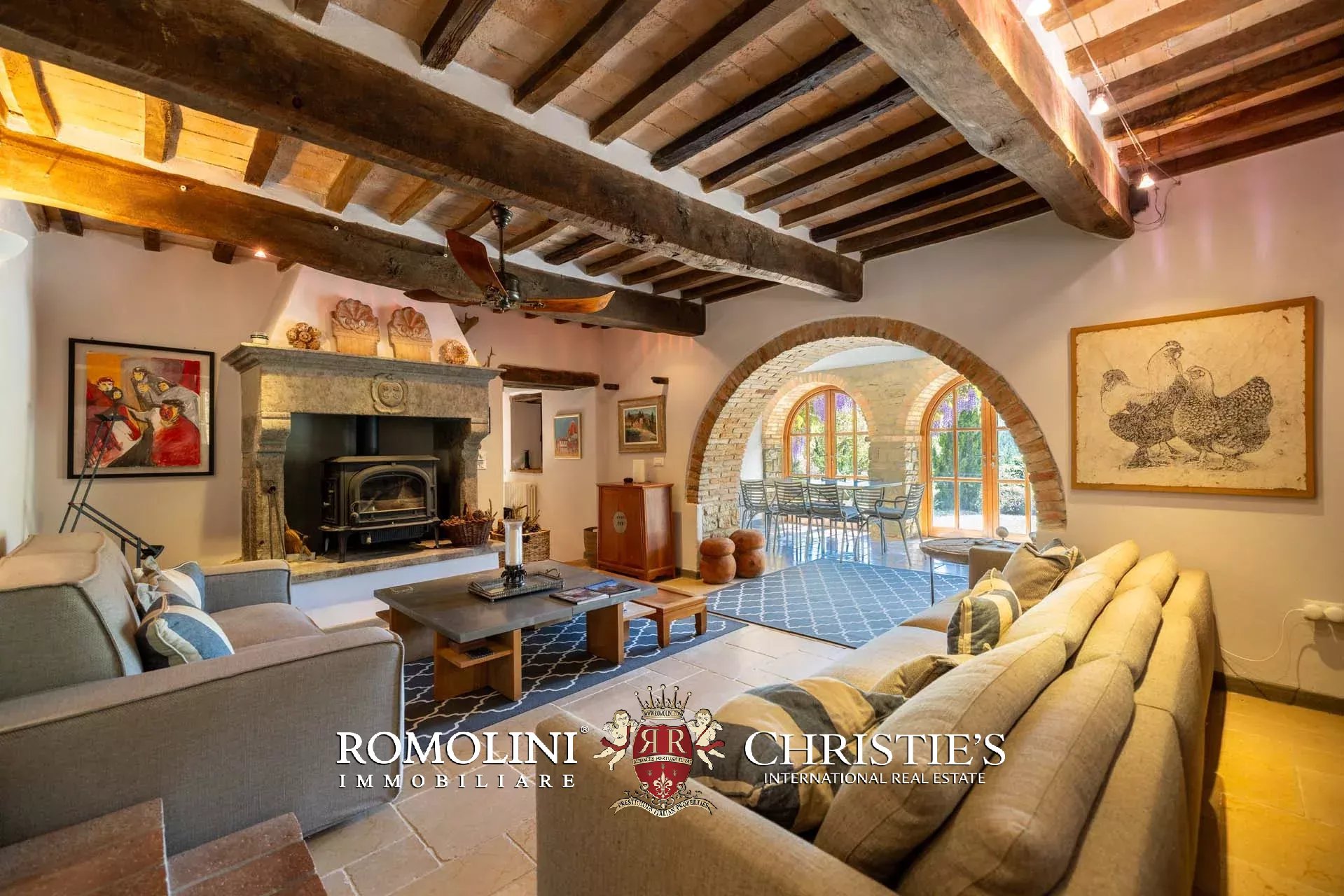 9 Bedroom Villa/Townhouse's Image 23
