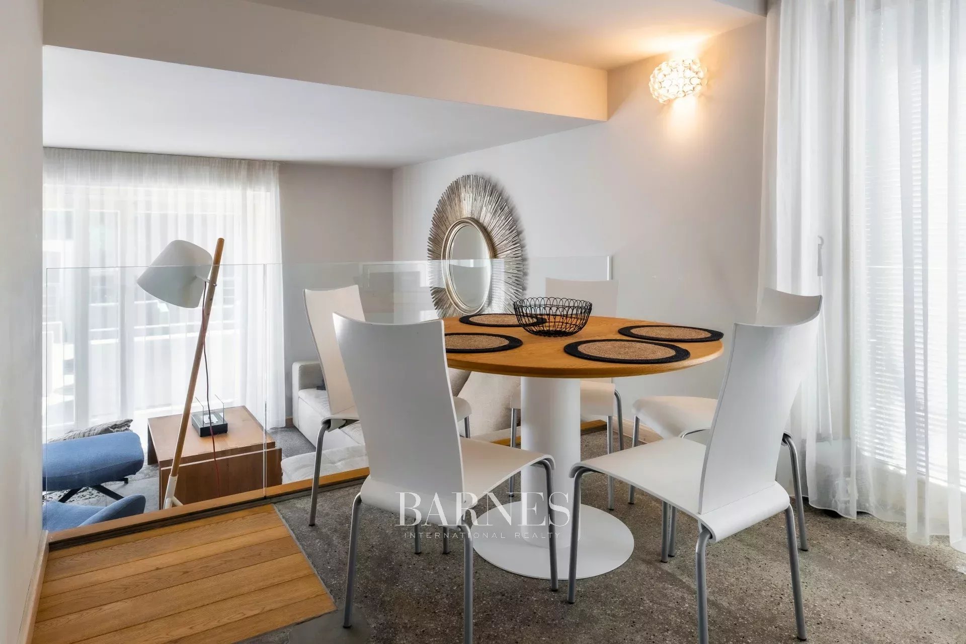 Ev Tihany - picture 10