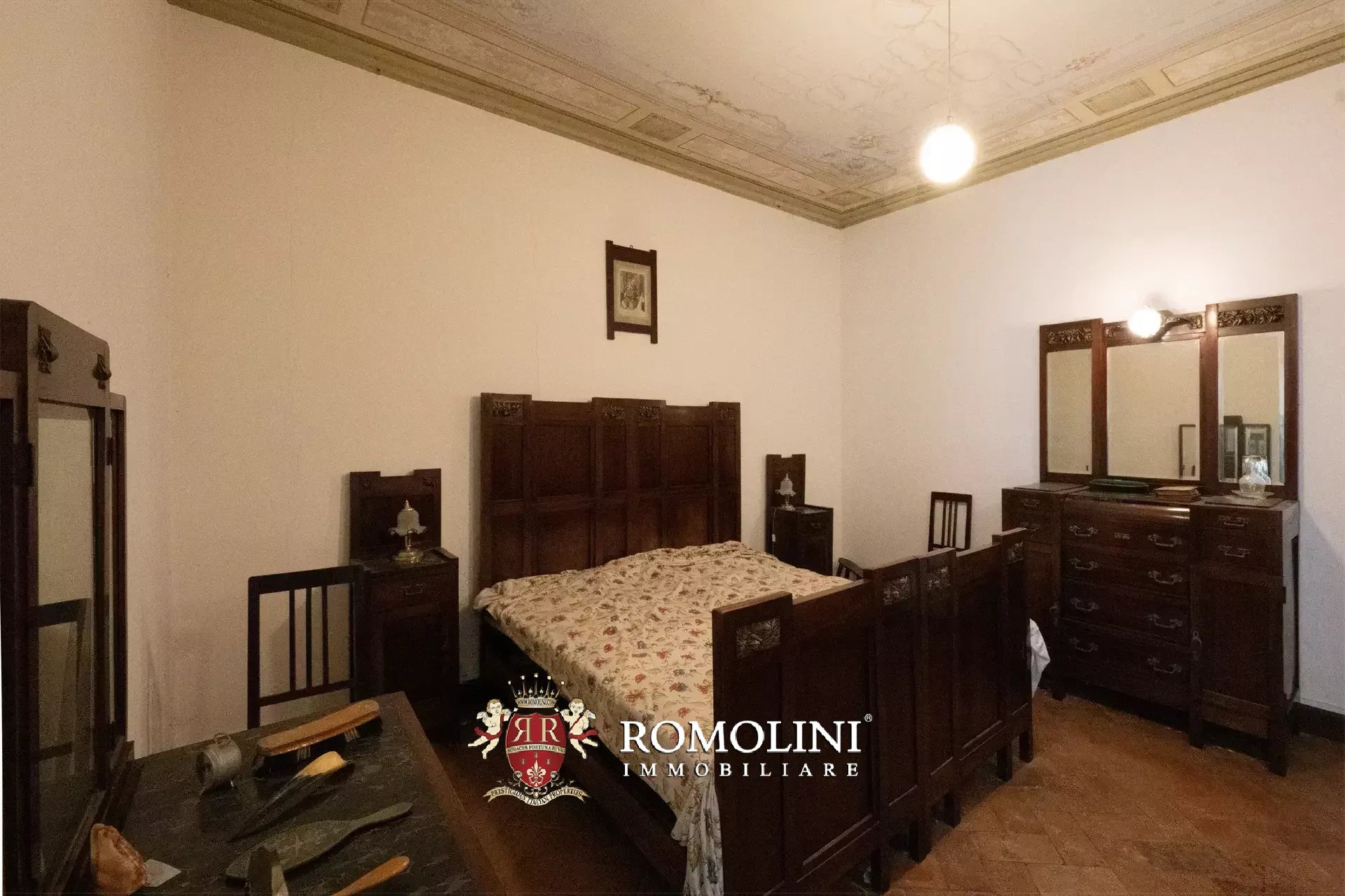 17 Bedroom Villa/Townhouse's Image 31