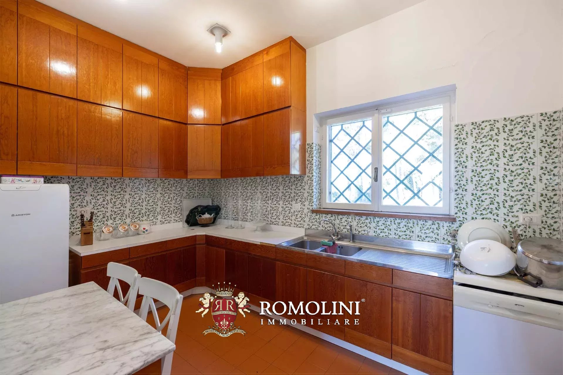 30 Bedroom Villa/Townhouse's Image 27