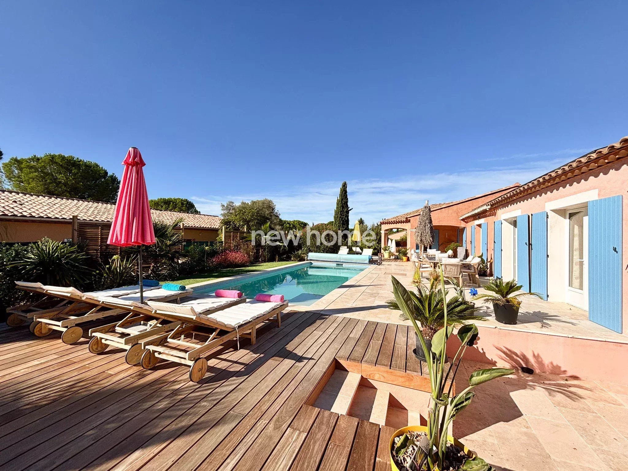 Villa provençale de 214 m²  proche du centre de Lorgues