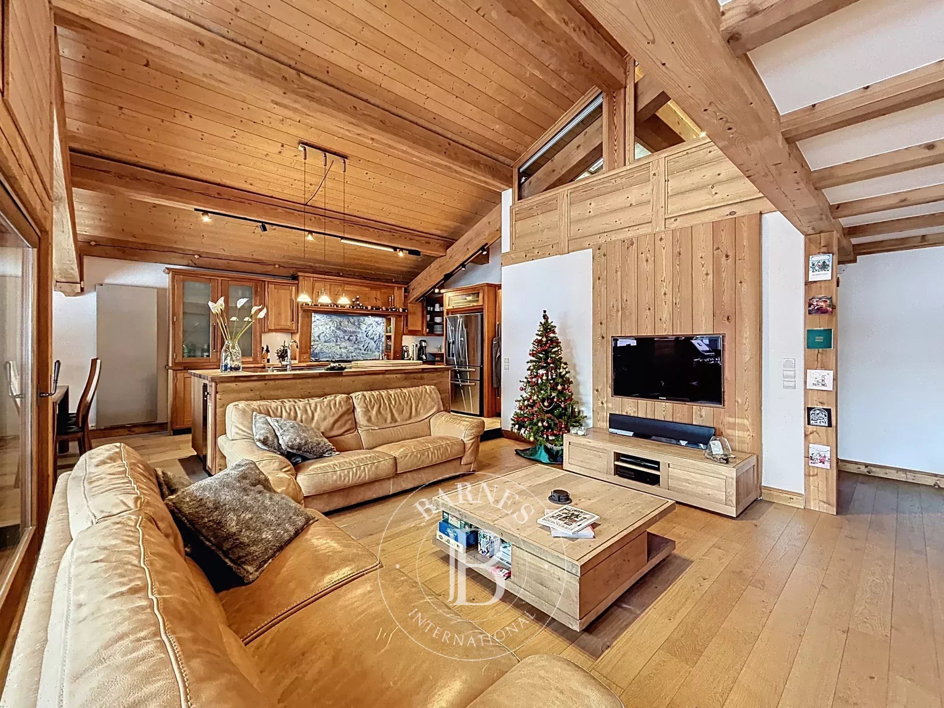 Photo of Les Gets - Apartment, 5 bedrooms - 137 sqm - Close to the center - Ski-in / Ski-out
