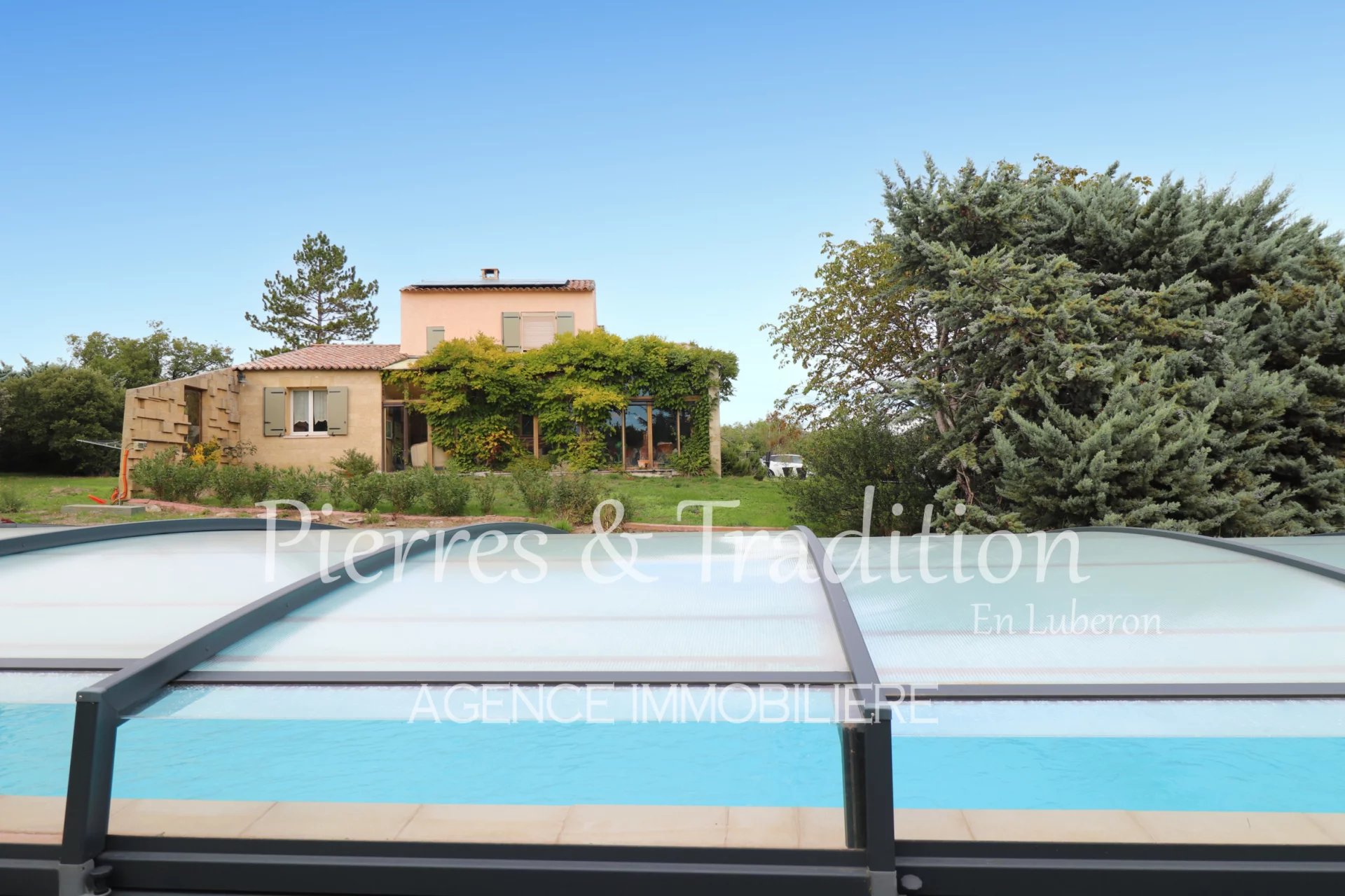 Agence immobilière de Pierres et Tradition en Luberon Apt