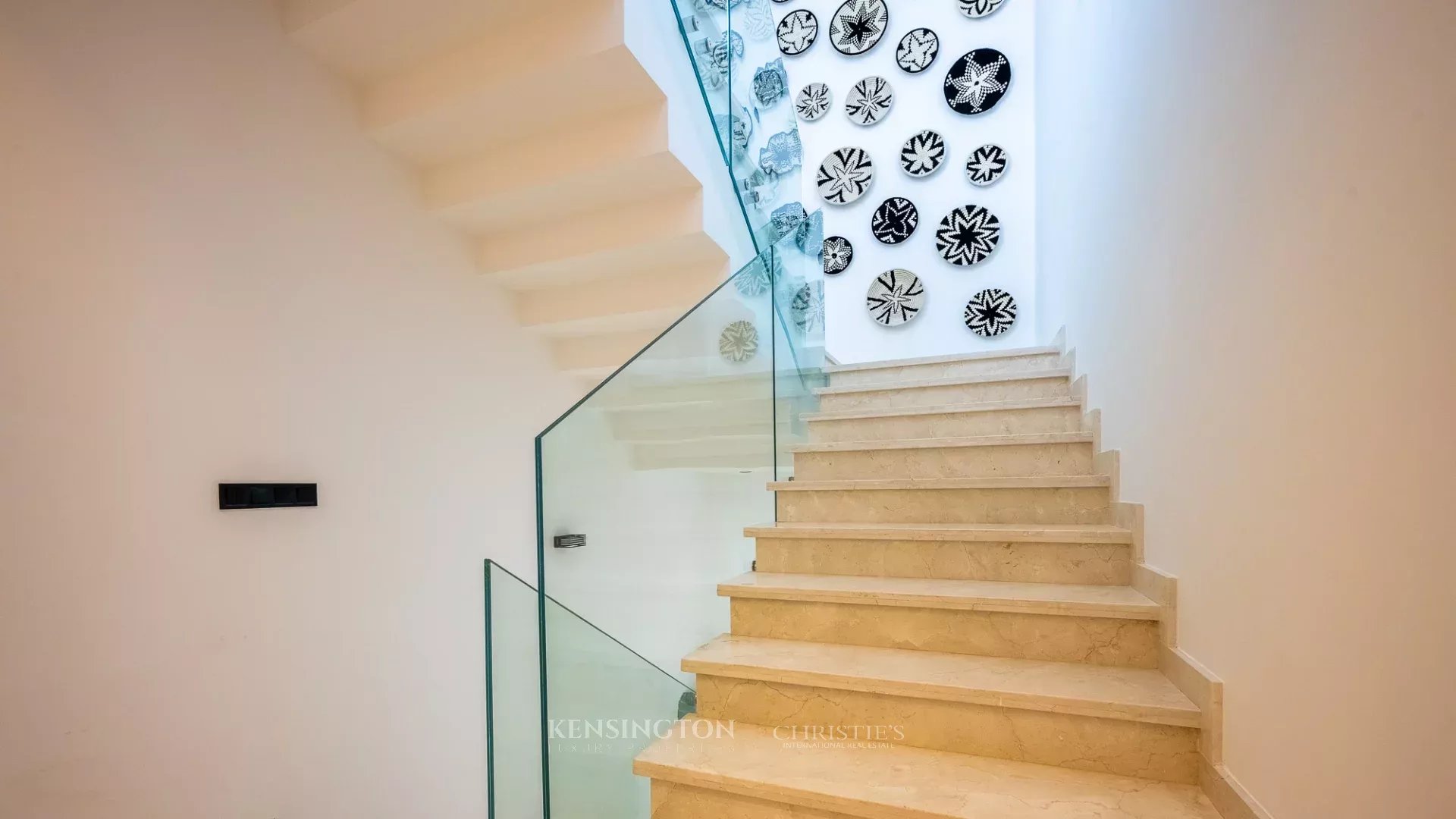 4 Bedroom Villa/Townhouse's Image 34