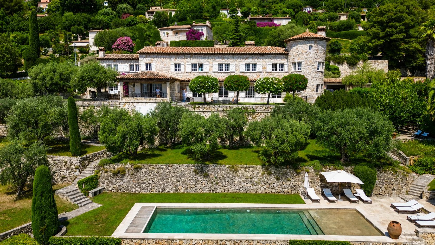 Image of Villa - 6 Bedrooms for Sale in Alpes-Maritimes-Vence-France, Image 3