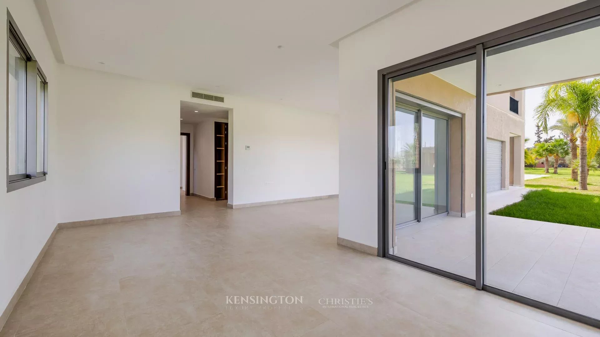 5 Bedroom Villa/Townhouse's Image 7