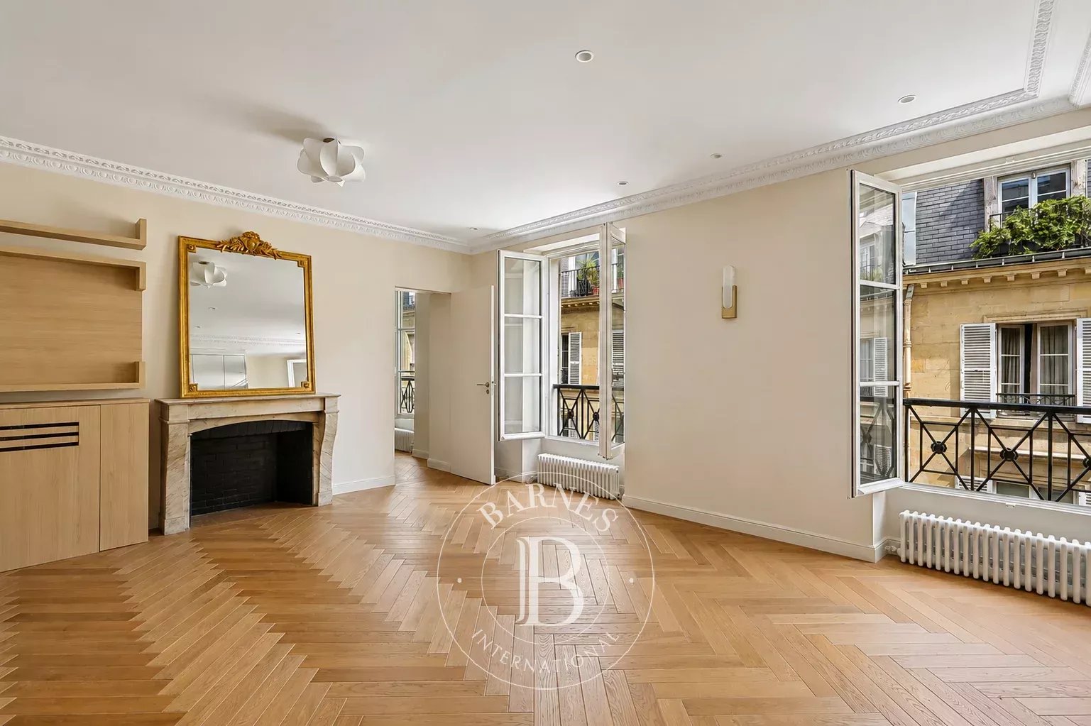 Paris  - Appartement 3 Pi&egrave;ces 2 Chambres - picture 1