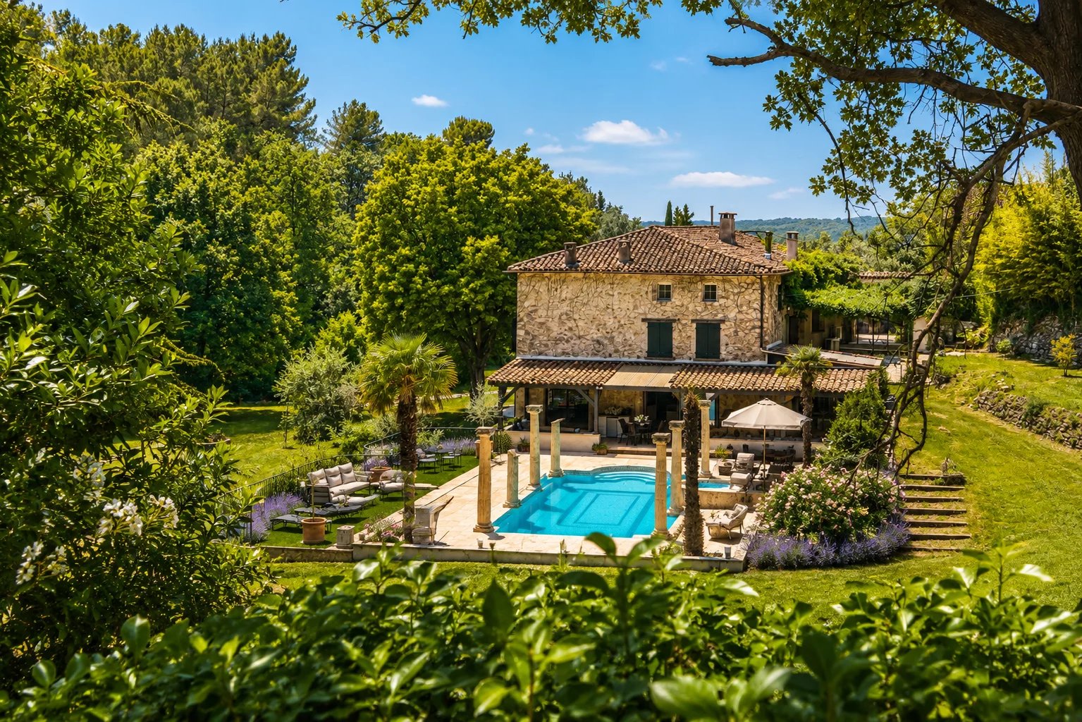  Image of Villa - 10 Bedrooms for Sale in Var-Callian-France, Image 8