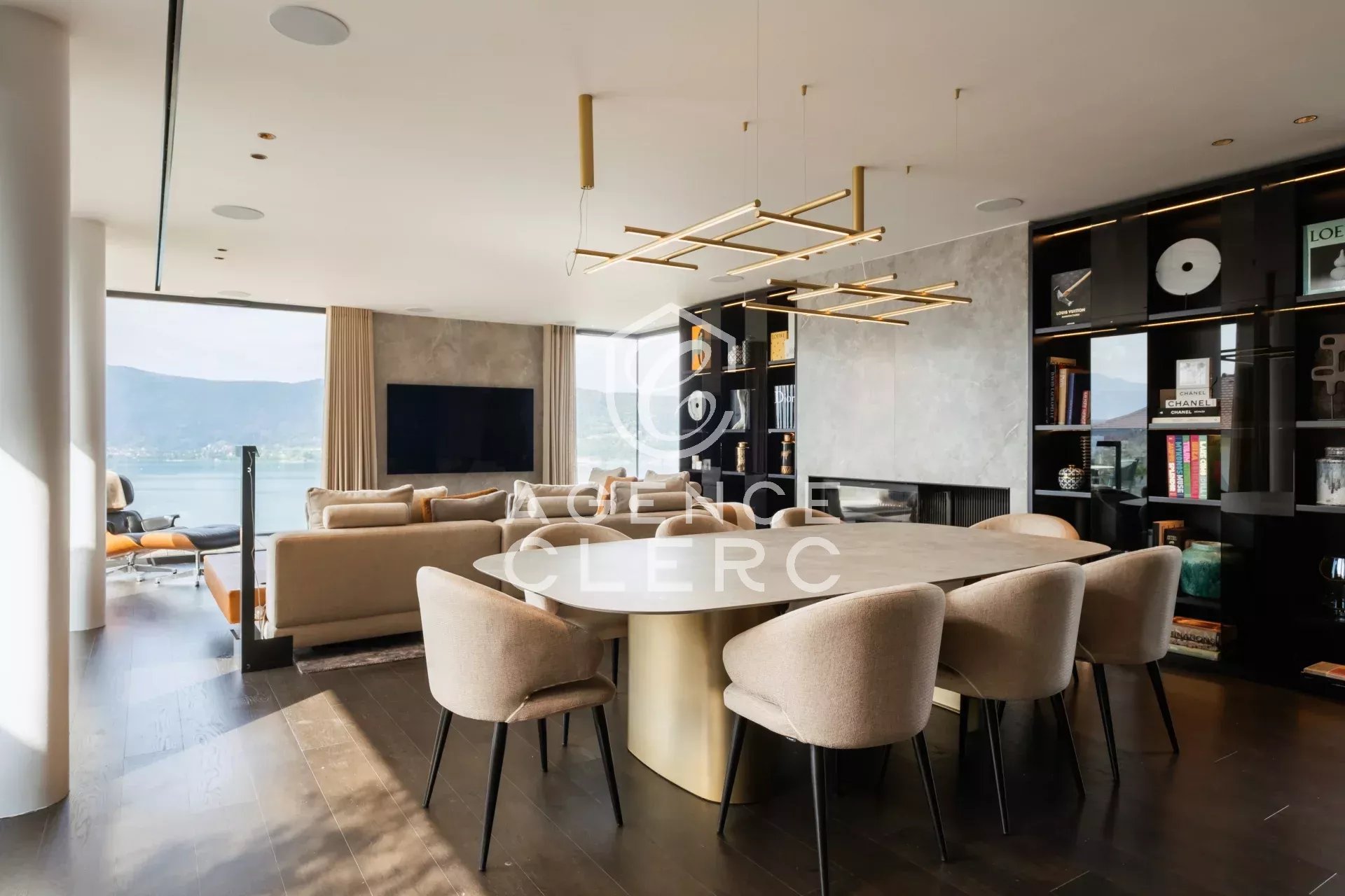 4 Bedroom Villa/Townhouse's Image 23