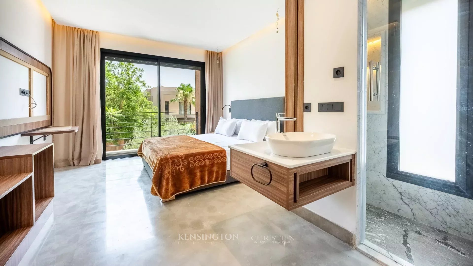 5 Bedroom Villa/Townhouse's Image 14