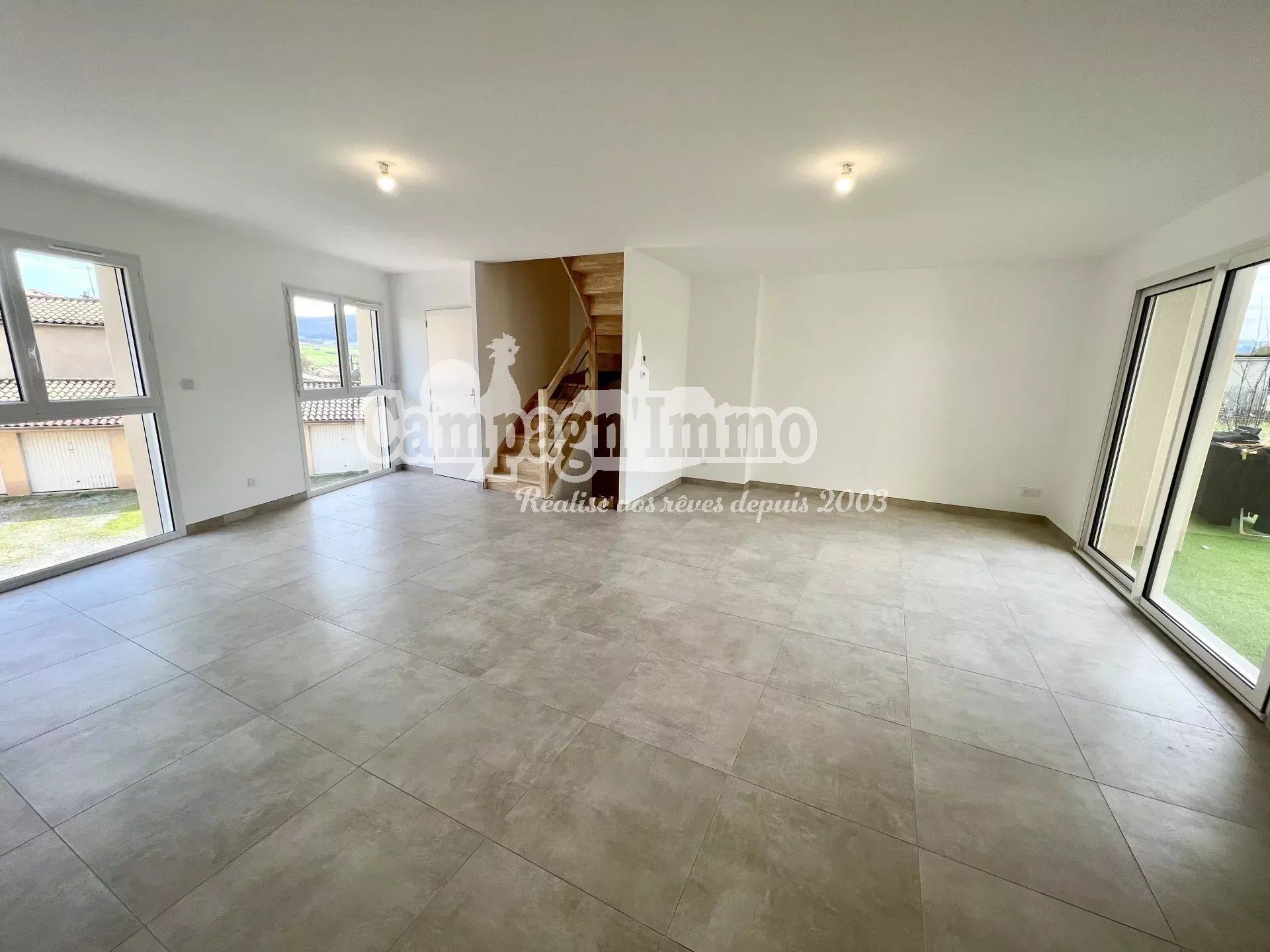 Agence immobilière de 