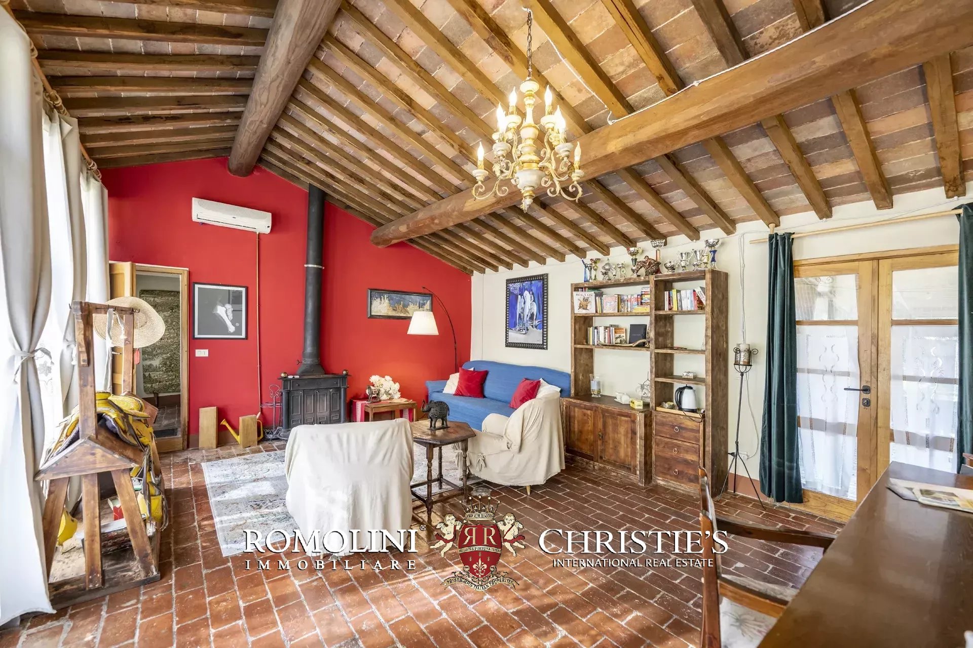 9 Bedroom Horse Property's Image 90