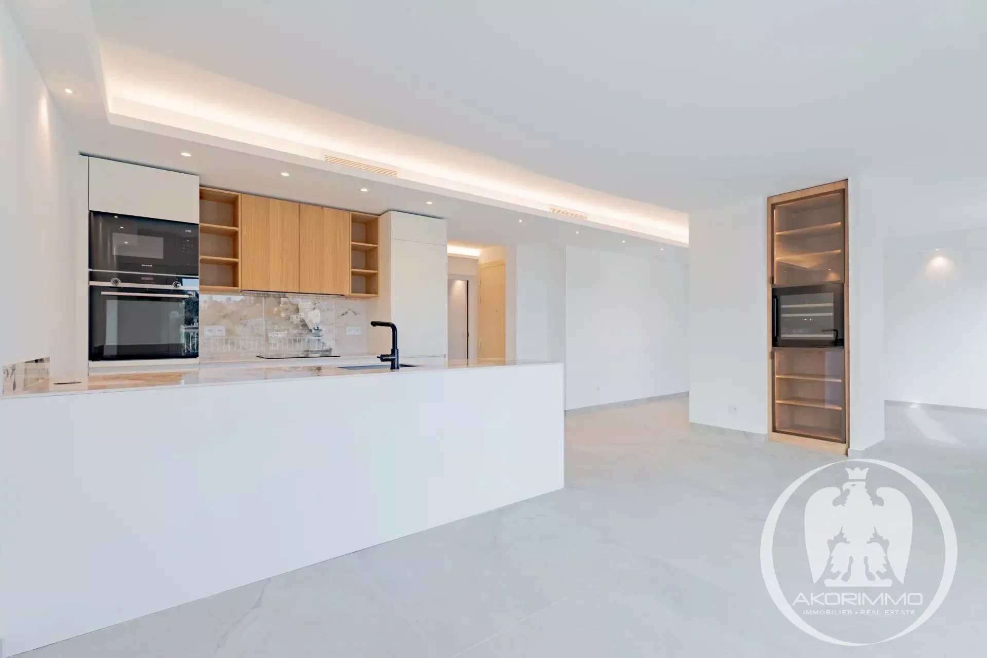 Appartement  - 3 pièces  - 80.5 m2 -  1 590 000 € - À vendre