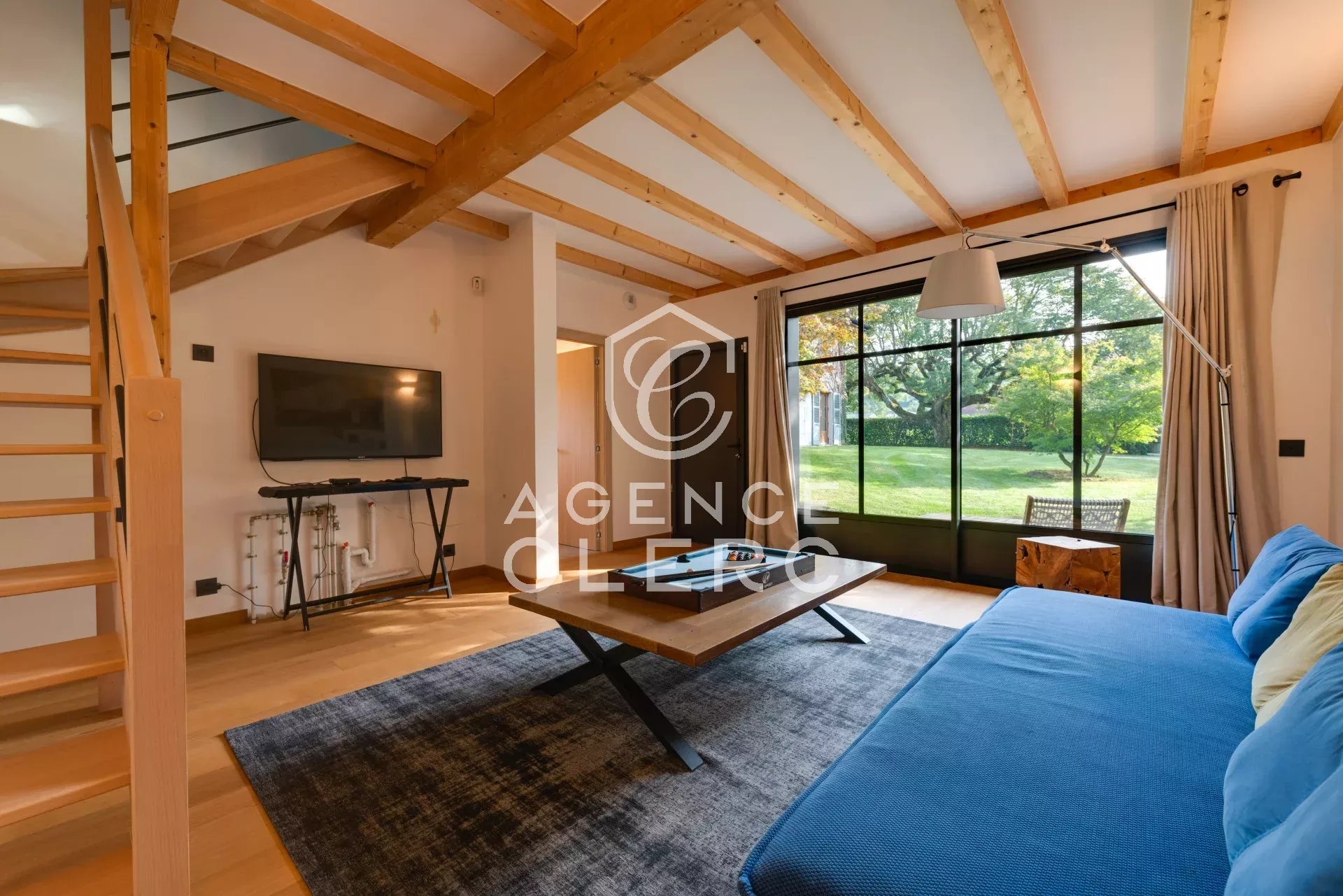 6 Bedroom Villa/Townhouse's Image 22