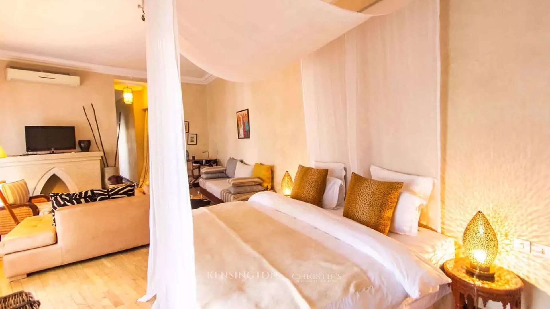 10 Bedroom Villa/Townhouse's Image 12