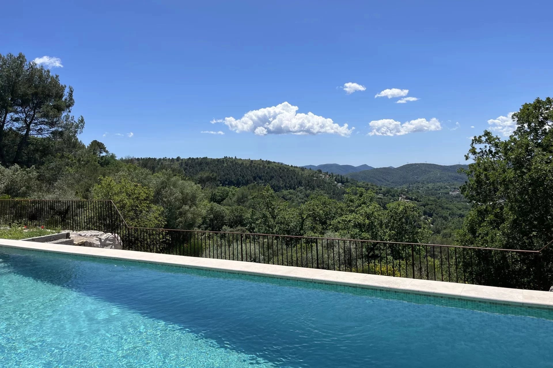 5 bedroom villa with fantastic views - Montauroux 5 bedroom villa with fantastic views - Montauroux