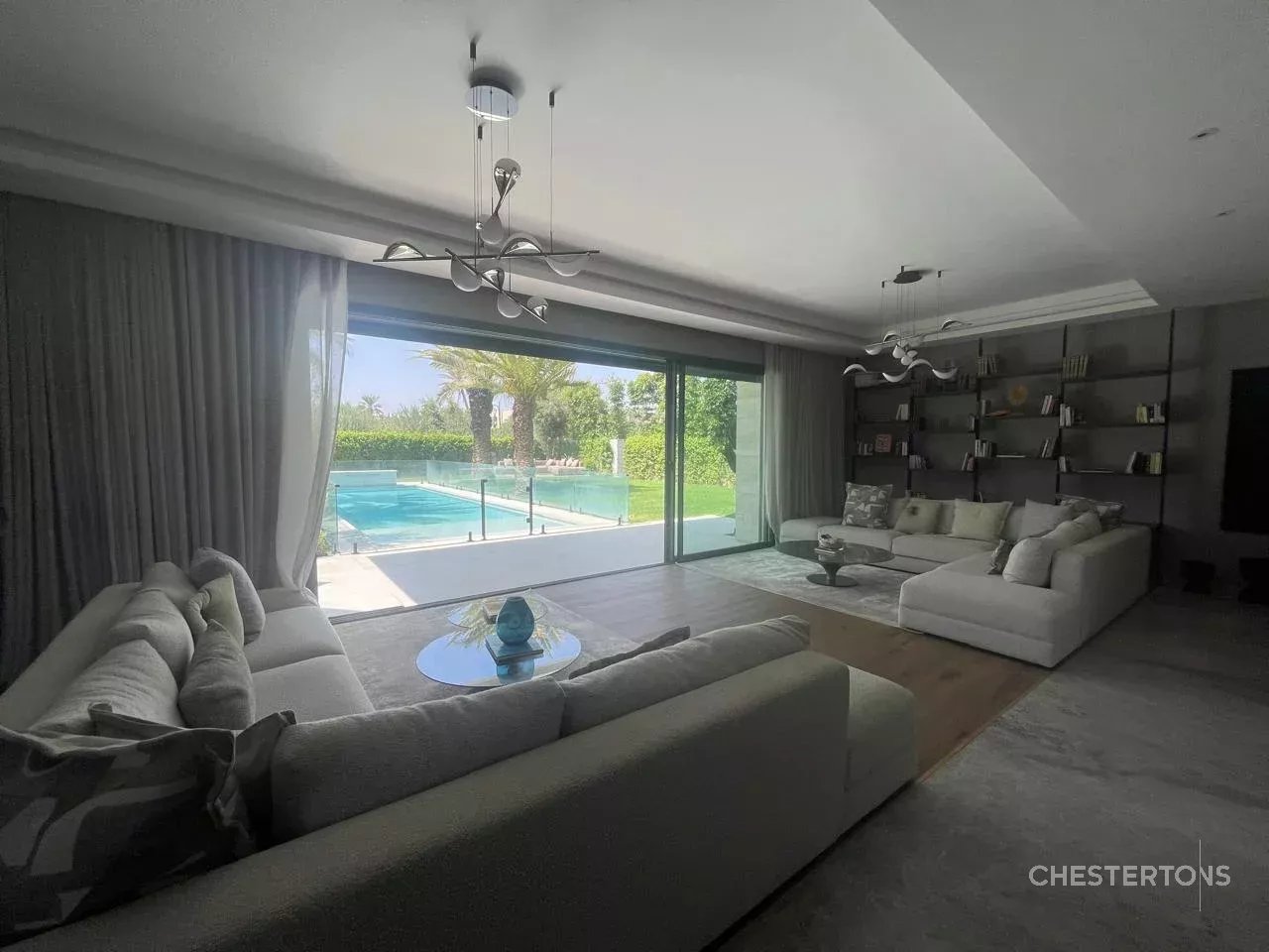  Image of Villa - 5 Bedrooms - 5 Bathrooms for Sale in Marrakech-Ménara-Marrakech-Morocco, Image 27