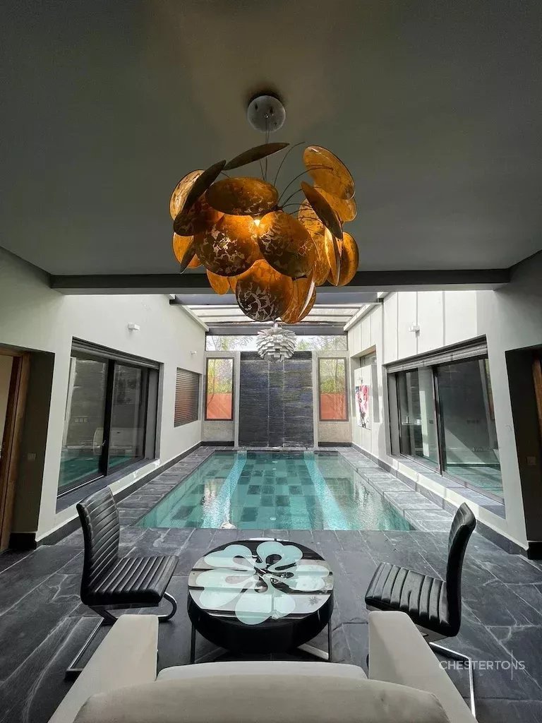  Image of Villa - 6 Bedrooms for Sale in Marrakech-Ménara-Marrakech-Morocco, Image 10