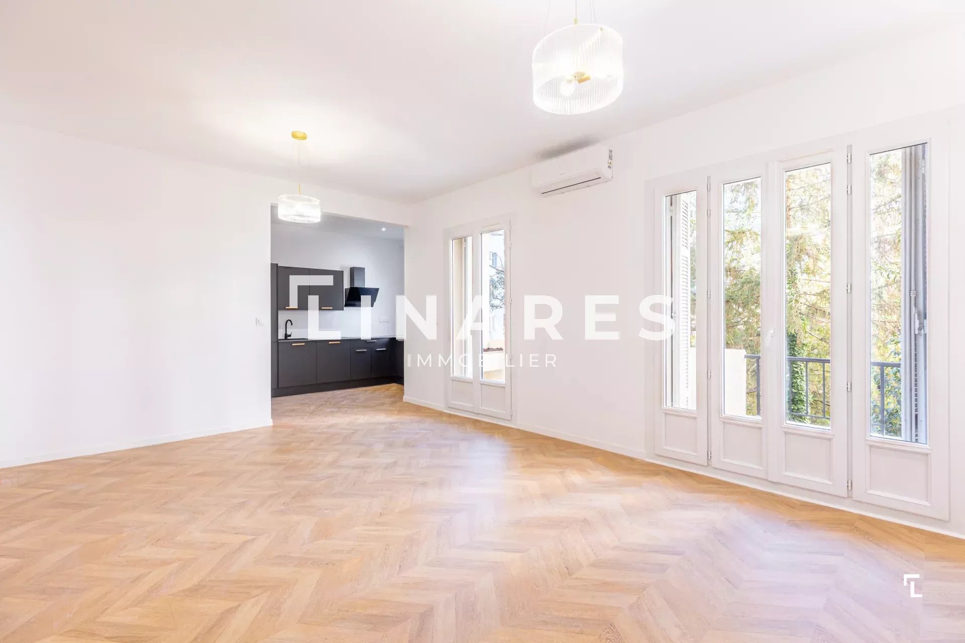 Sale Apartment Aix-en-Provence Vieille ville