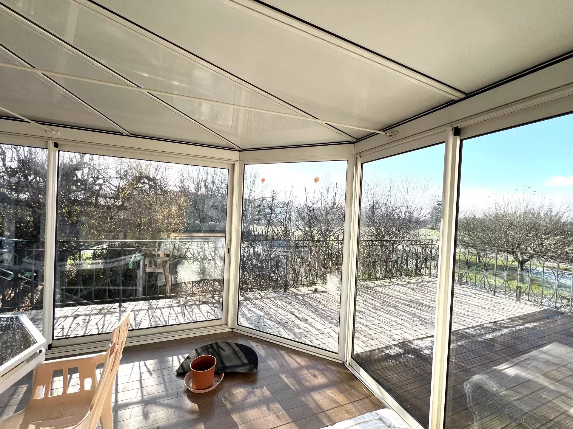 Agence immobilière de 