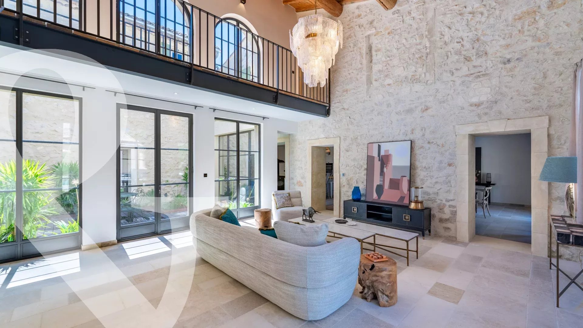 UN BIEN UNIQUE AVEC VUE SUR L'EGLISE