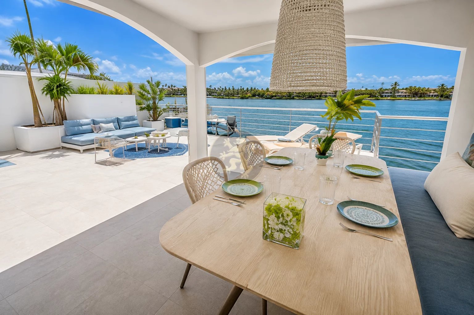 Waterfront 3BR Estate in Point Pirouette — photo 2