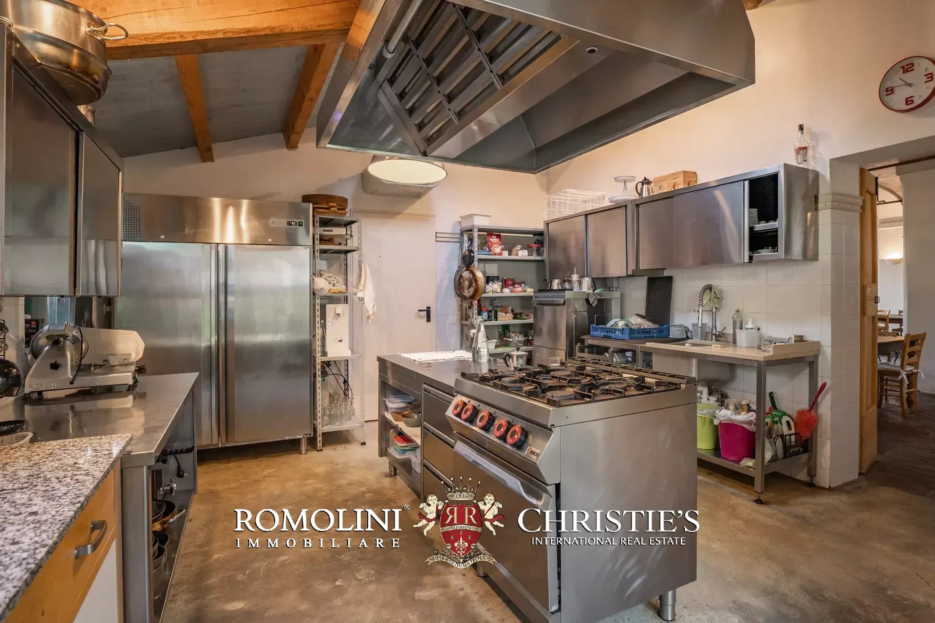 10 Bedroom Villa/Townhouse's Image 71