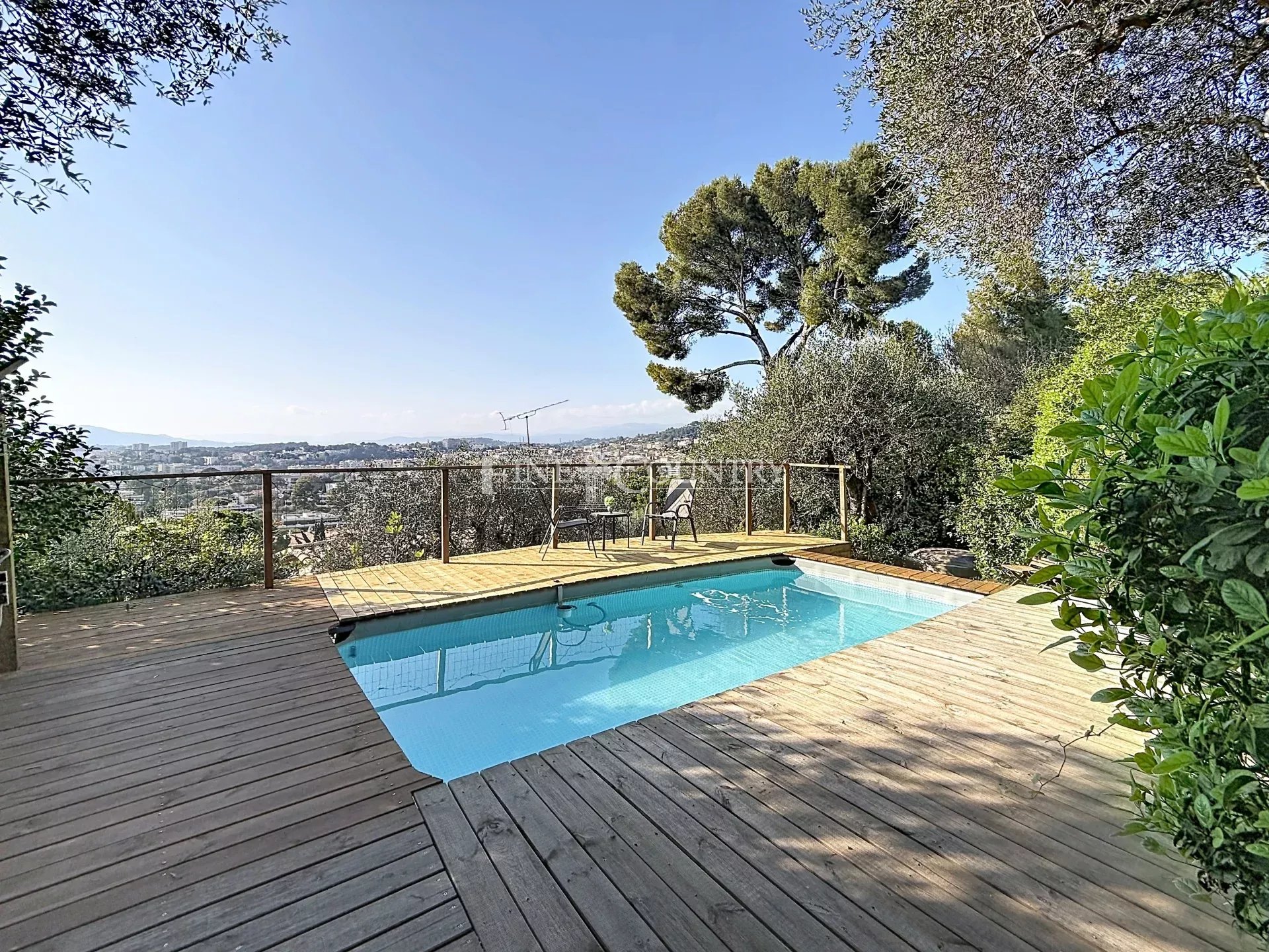 Photo of For sale Villa Cannes a lush oasis