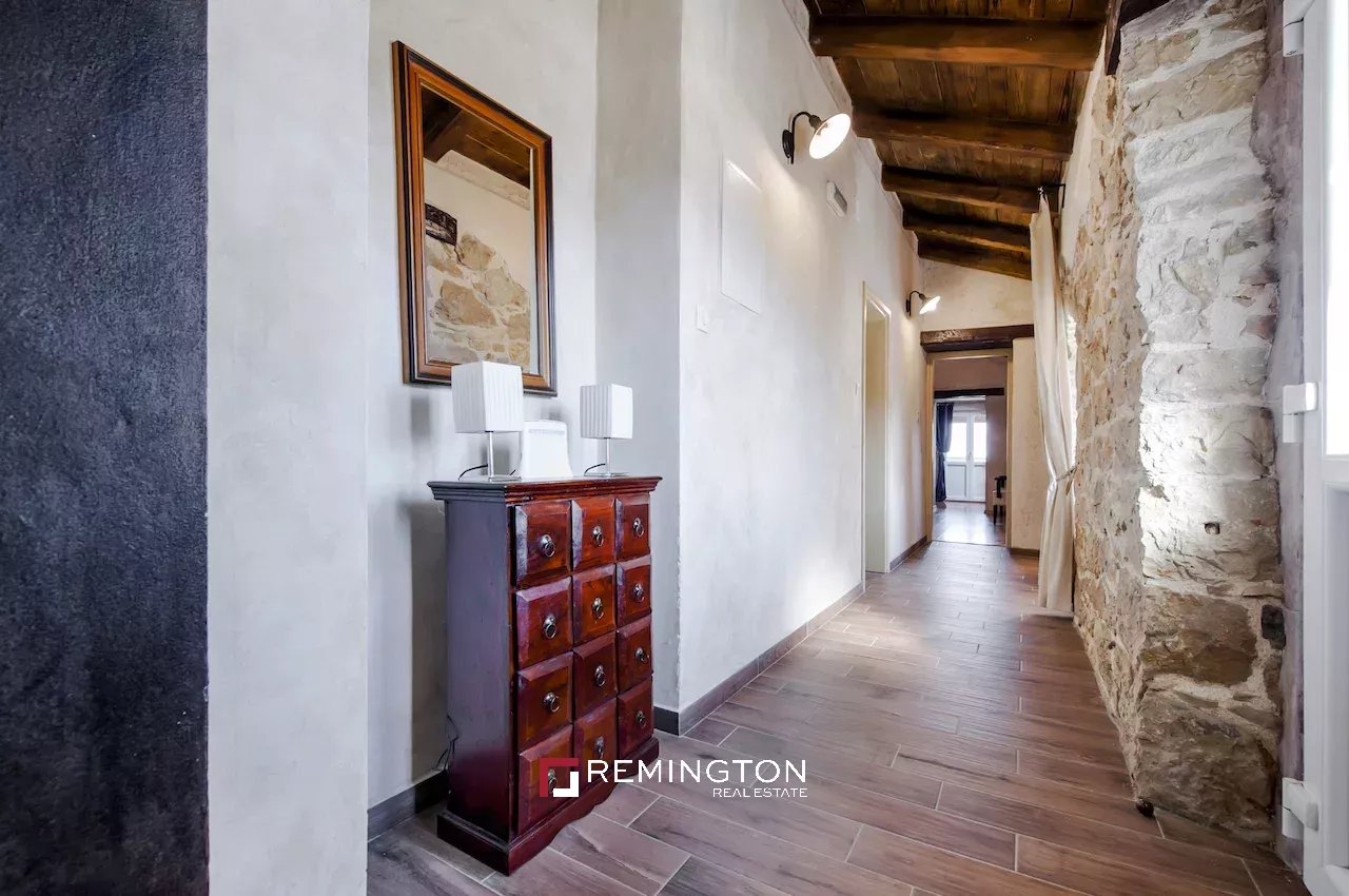 4 Bedroom Villa/Townhouse's Image 15