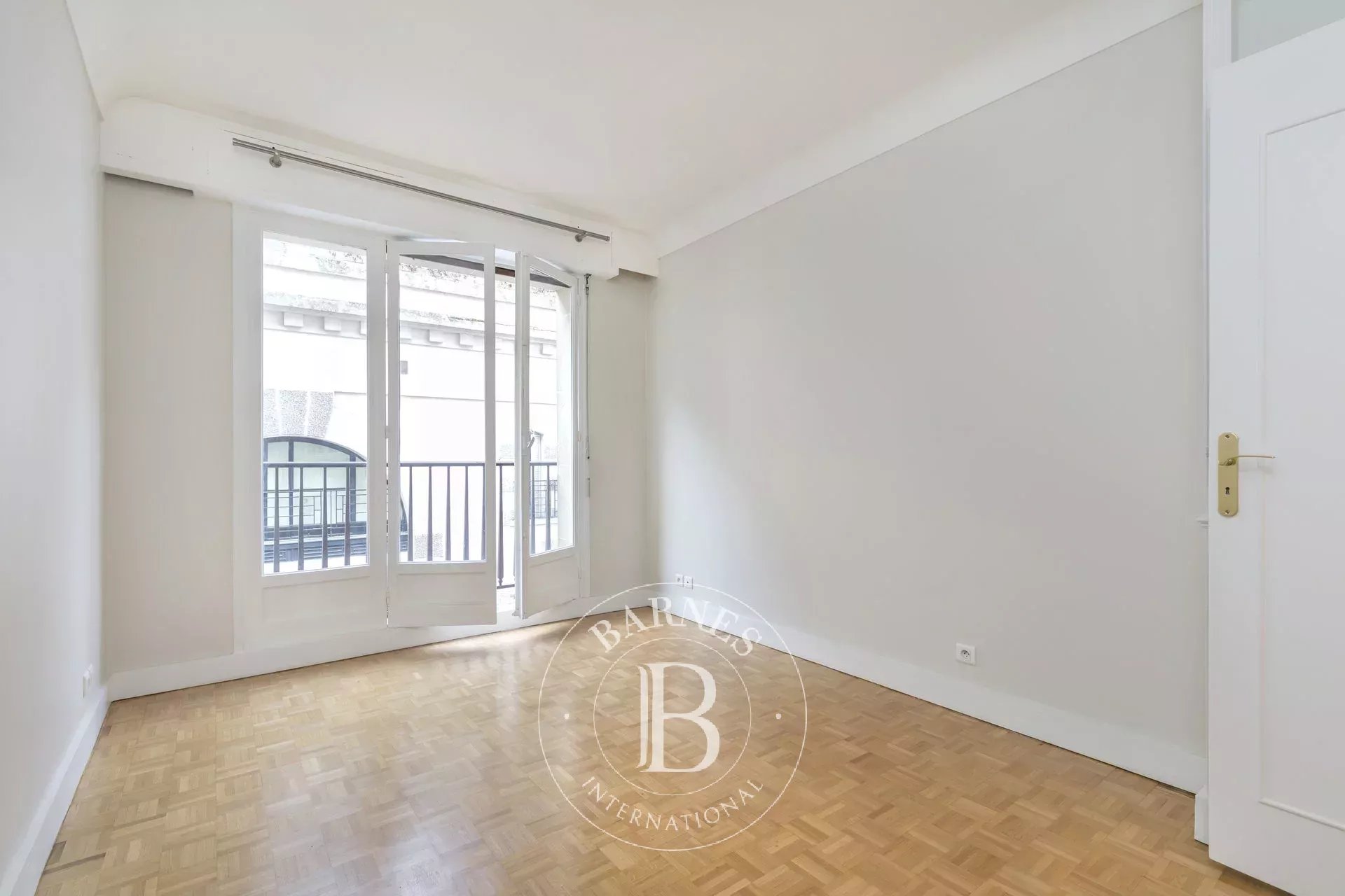 Daire Paris 16ème - picture 6