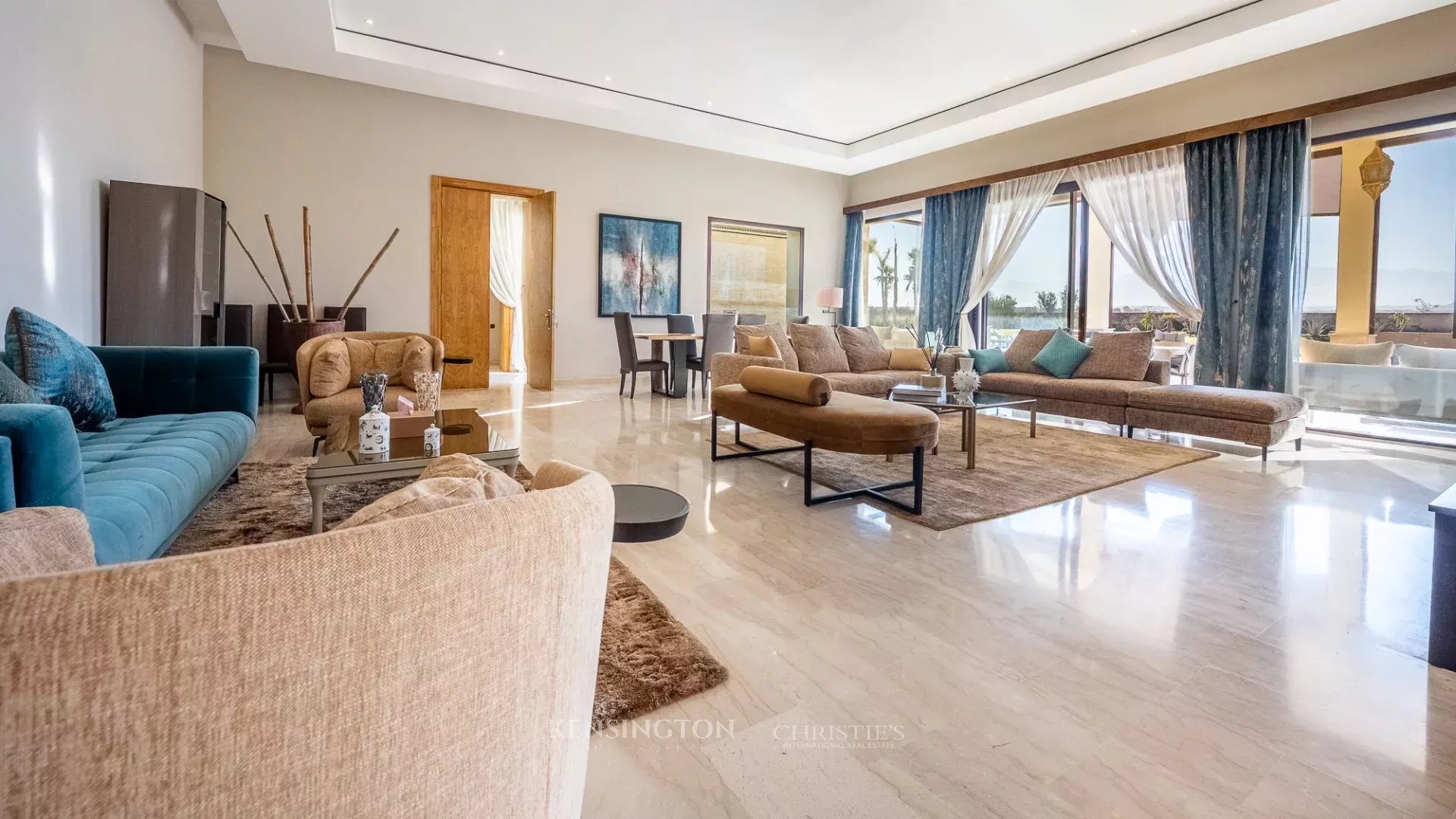 5 Bedroom Villa/Townhouse's Image 7