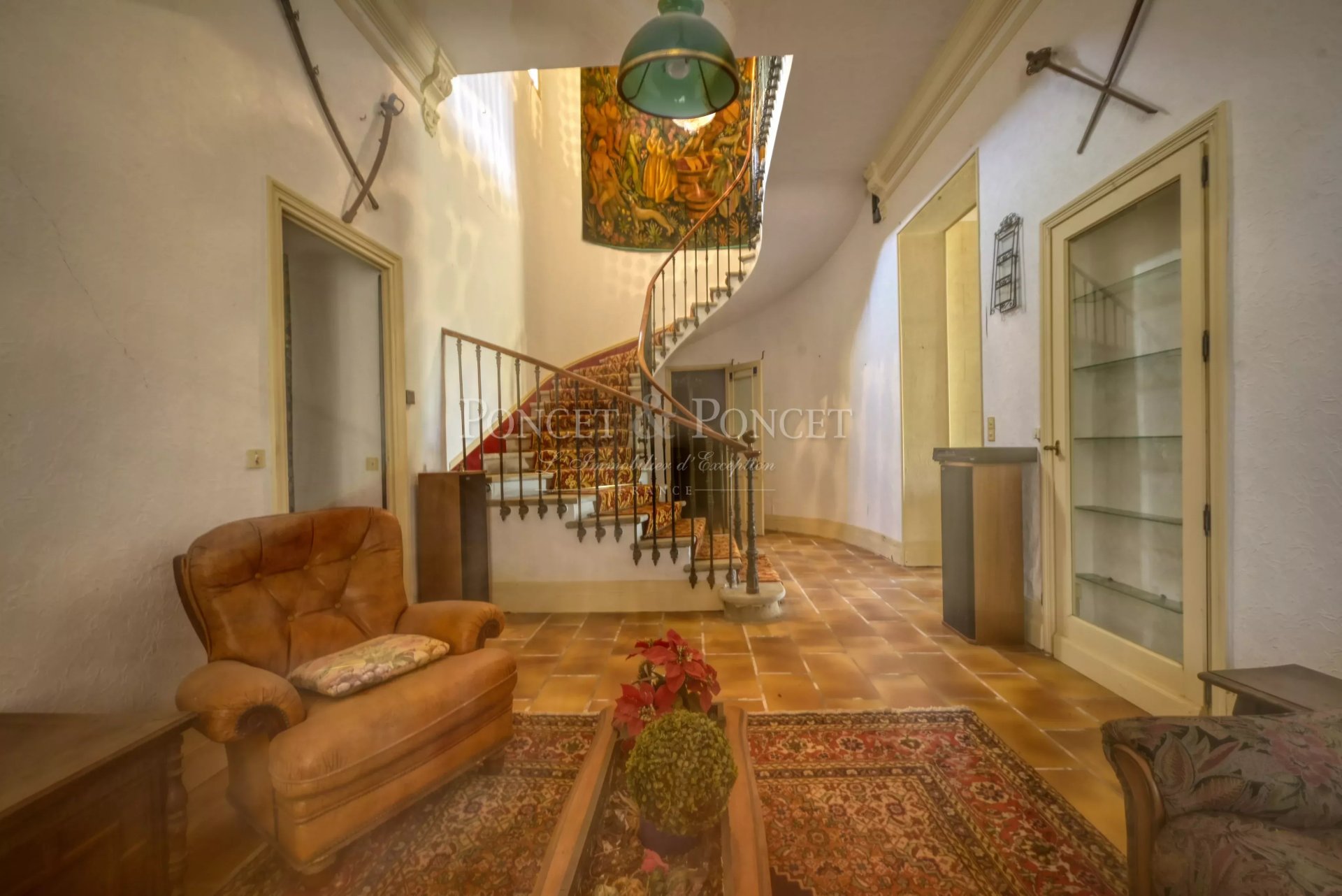 17 Bedroom Vineyard's Image 16