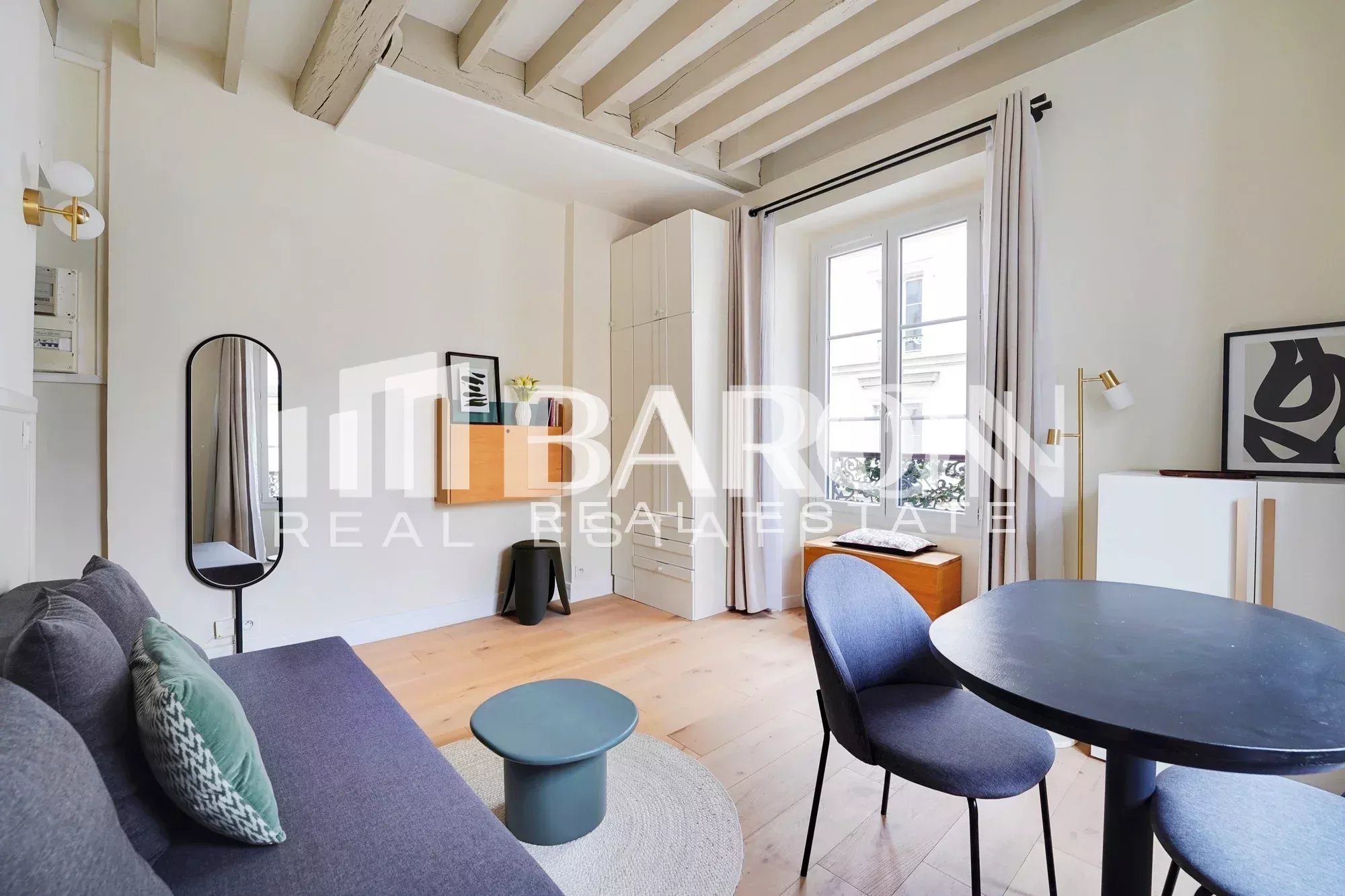 PARIS III - APPARTEMENT 2 PIECES 1 CHAMBRE - 40 M2 - Photo 3