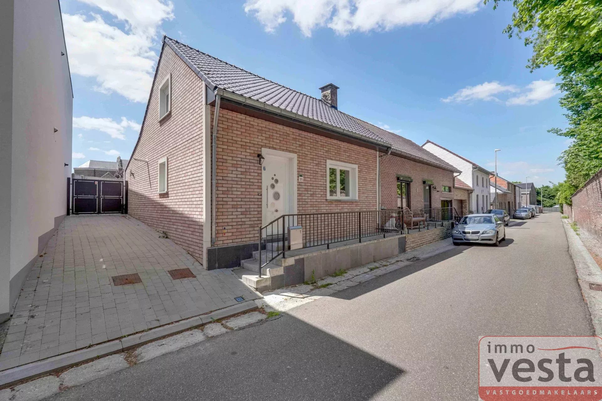 Gerenoveerde woning aan de stadsrand