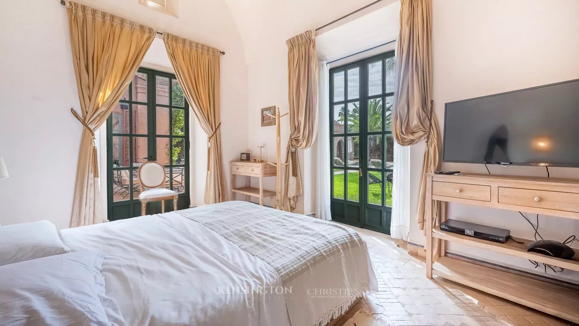 4 Bedroom Villa/Townhouse's Image 23