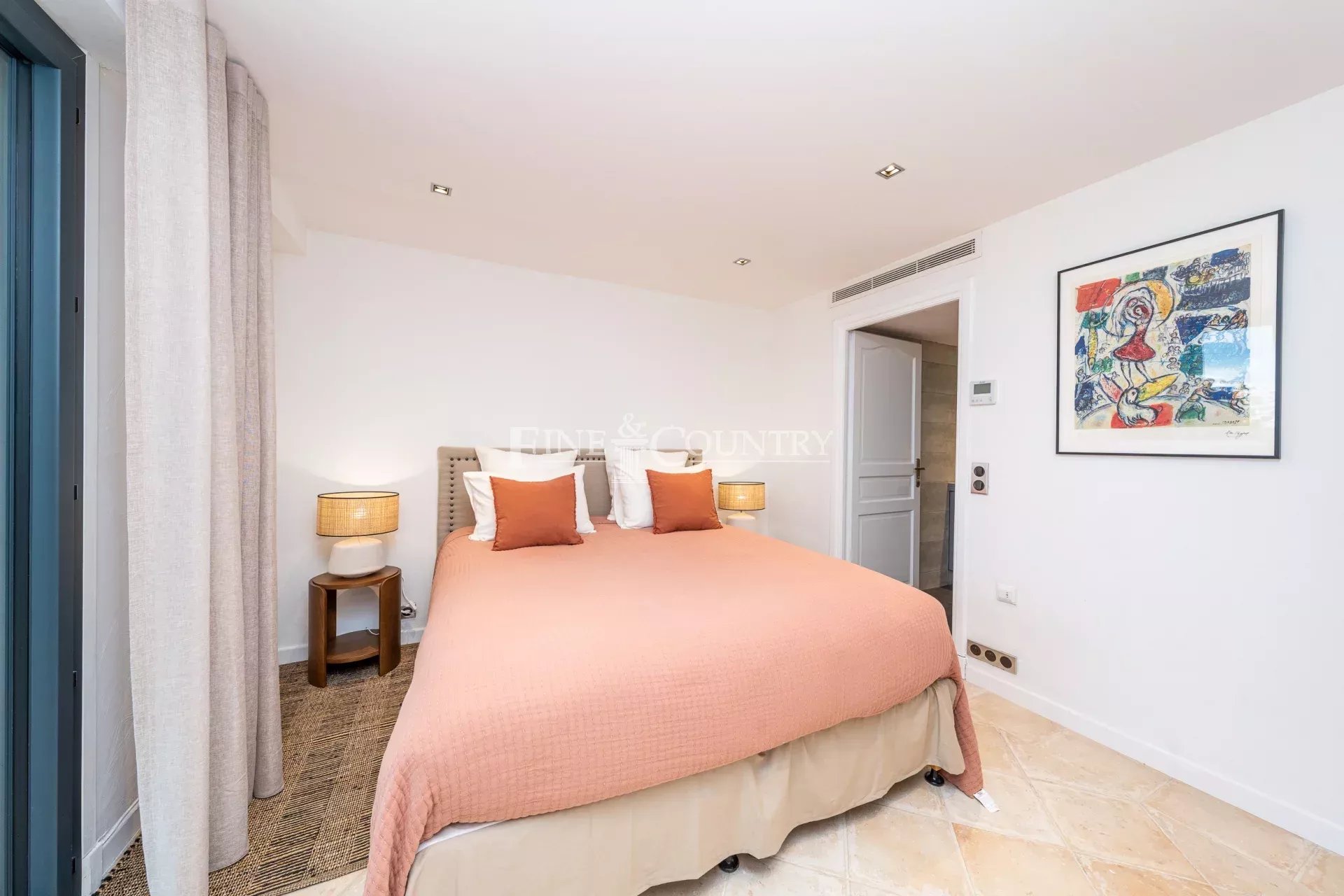 Photo of Villa for sale Cannes with sea view
