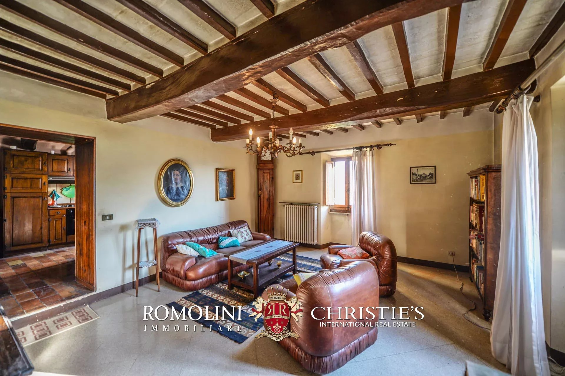 7 Bedroom Villa/Townhouse's Image 35