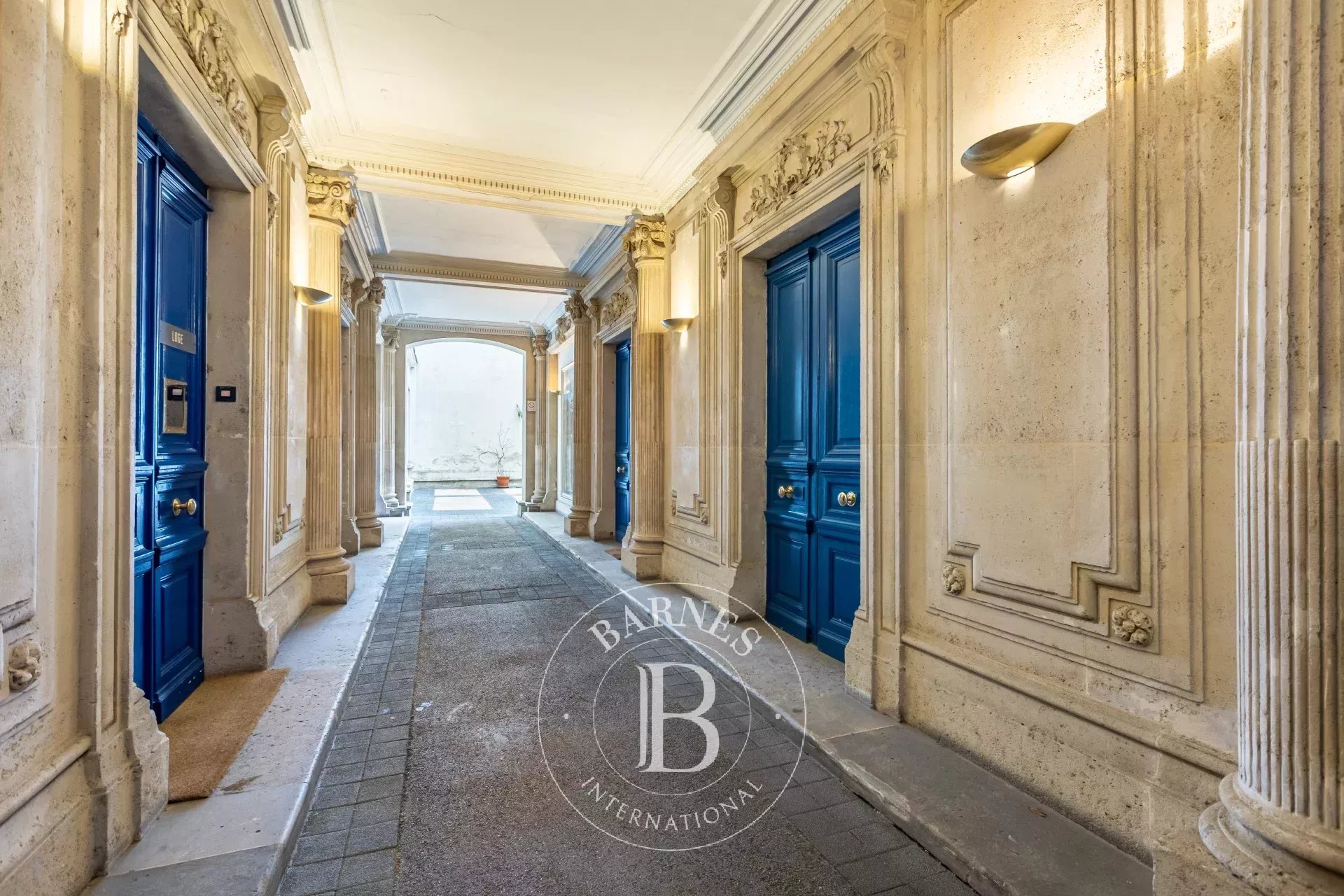 Daire Paris 8ème - picture 20