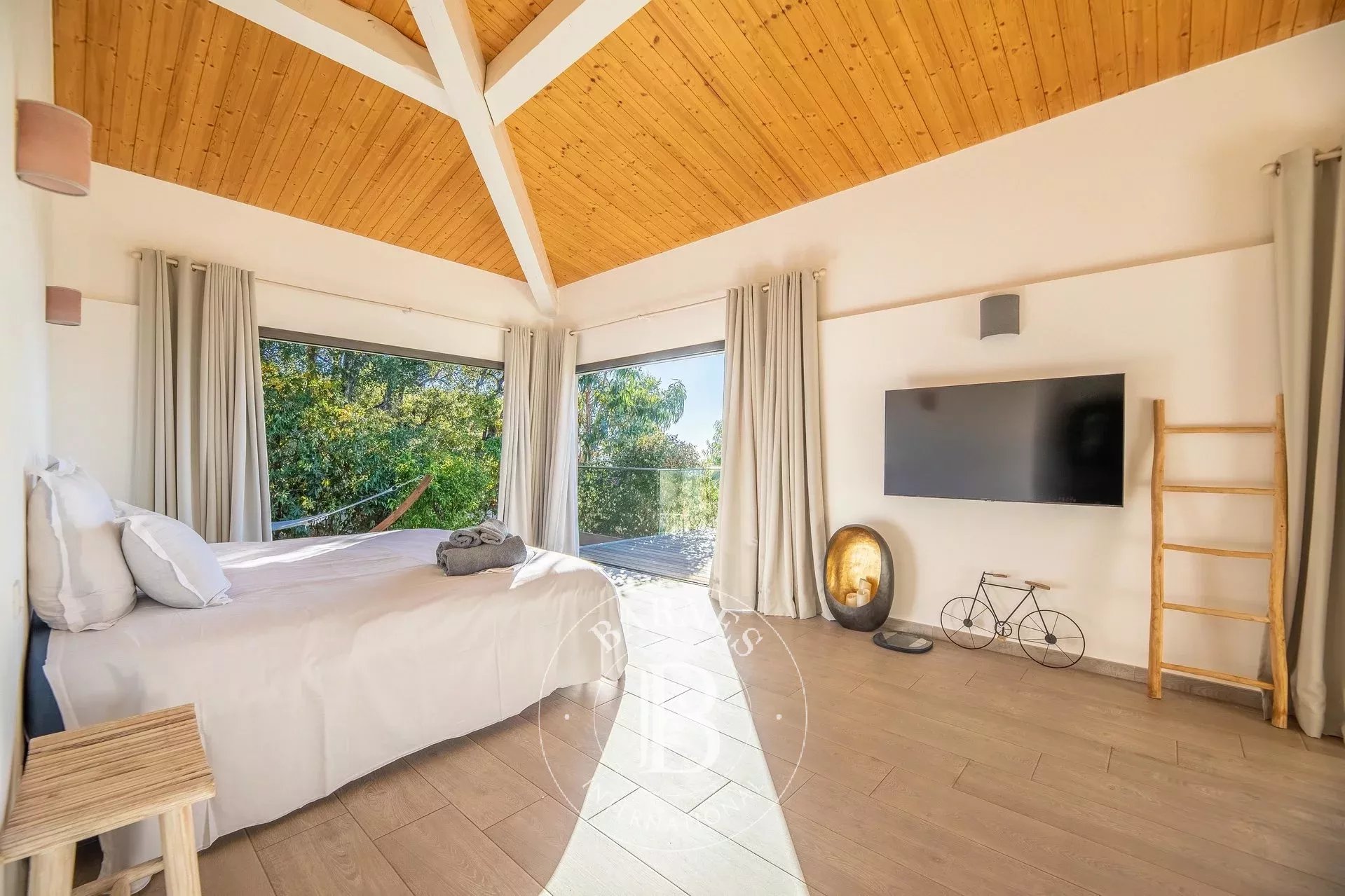 Sainte-Lucie-de-Porto-Vecchio  - Villa  - picture 10