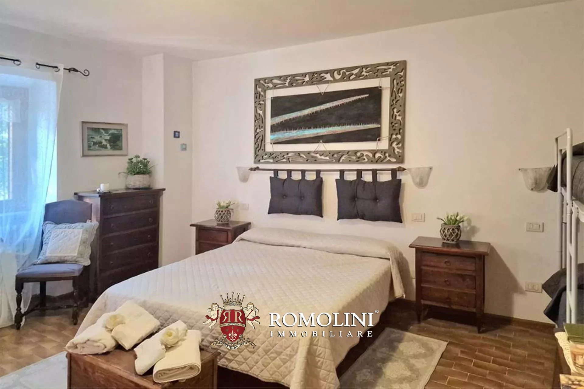 11 Bedroom Villa/Townhouse's Image 17