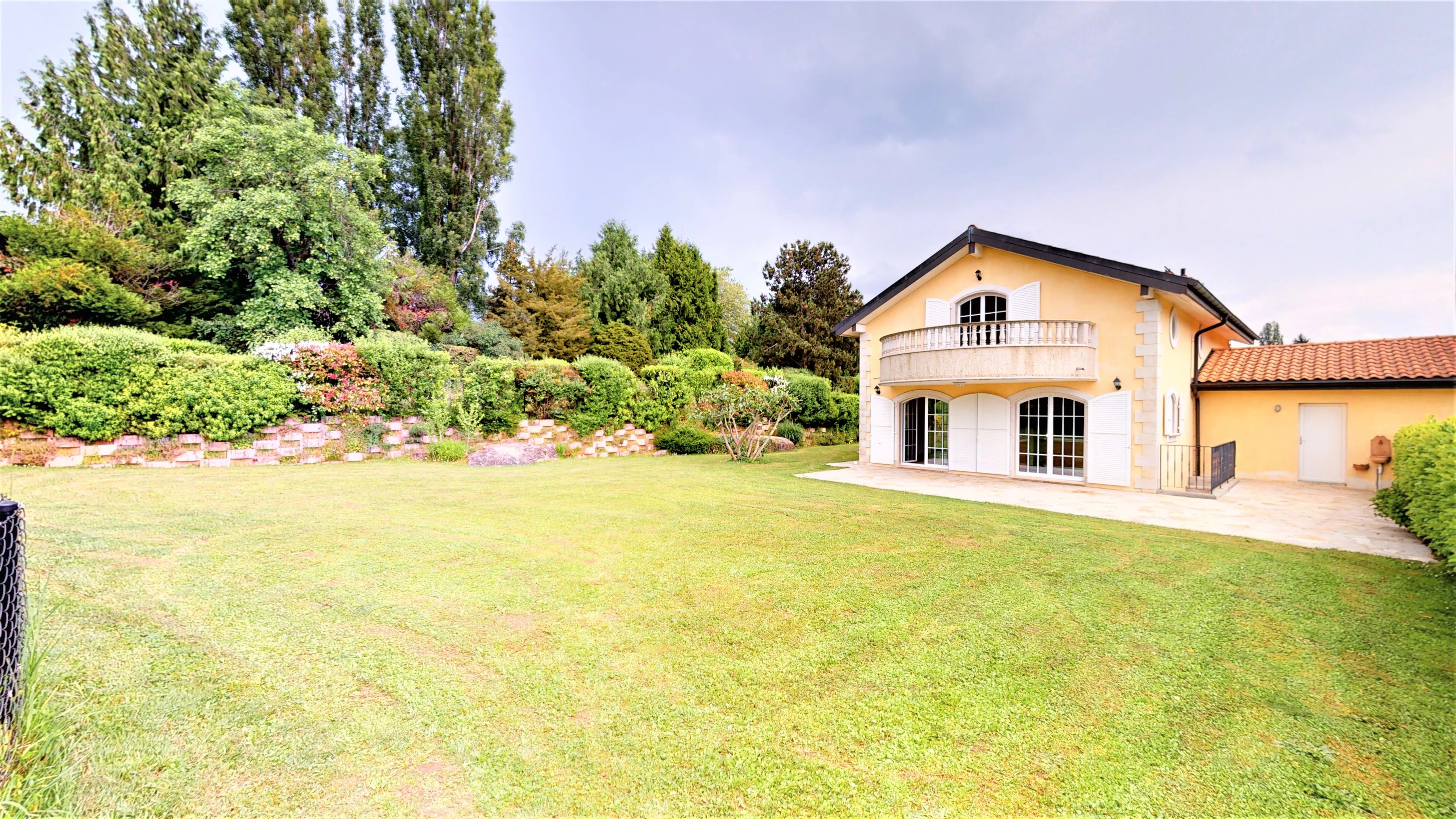 VILLA DANS QUARTIER RESIDENTIEL - Photo 3