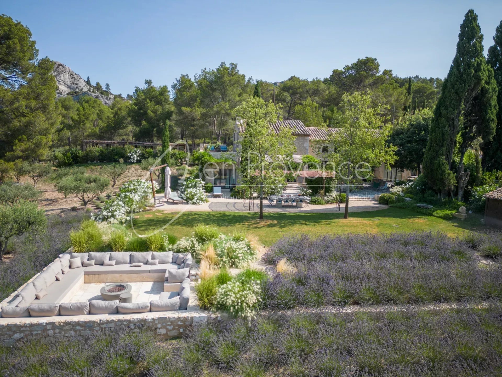 Agence immobilière de 