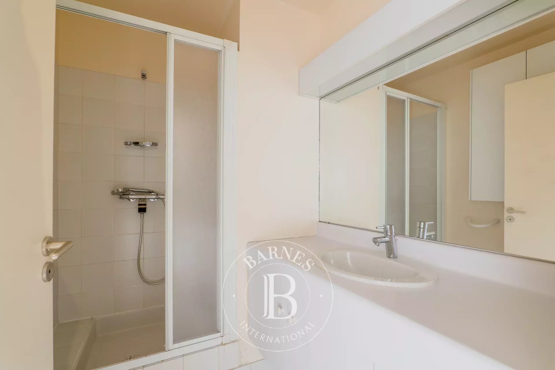 Daire Paris 7ème - picture 10