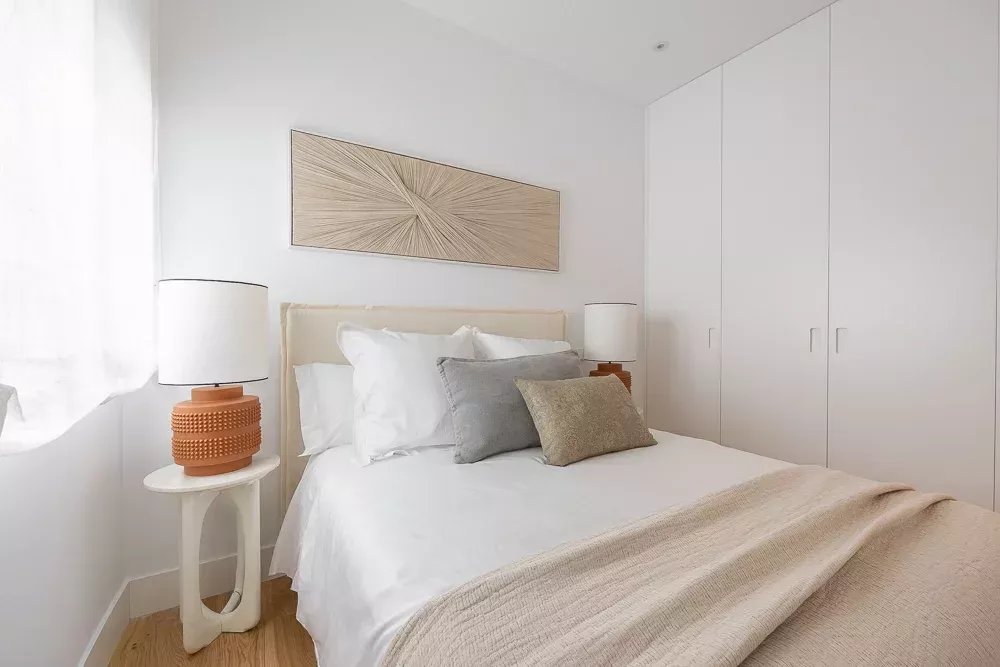 Fully Renovated Apartment in the Heart of Salamanca - picture 33