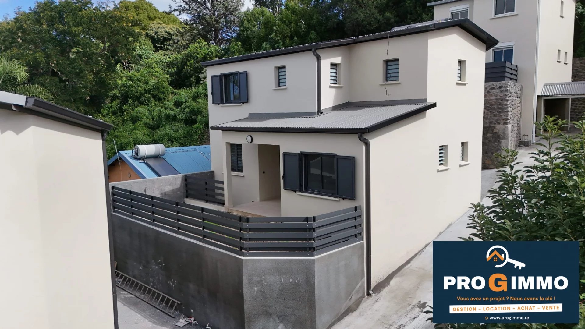 Maison neuve T4 Mont Caprice - 90 m² + 60 m² de sous-sol amén