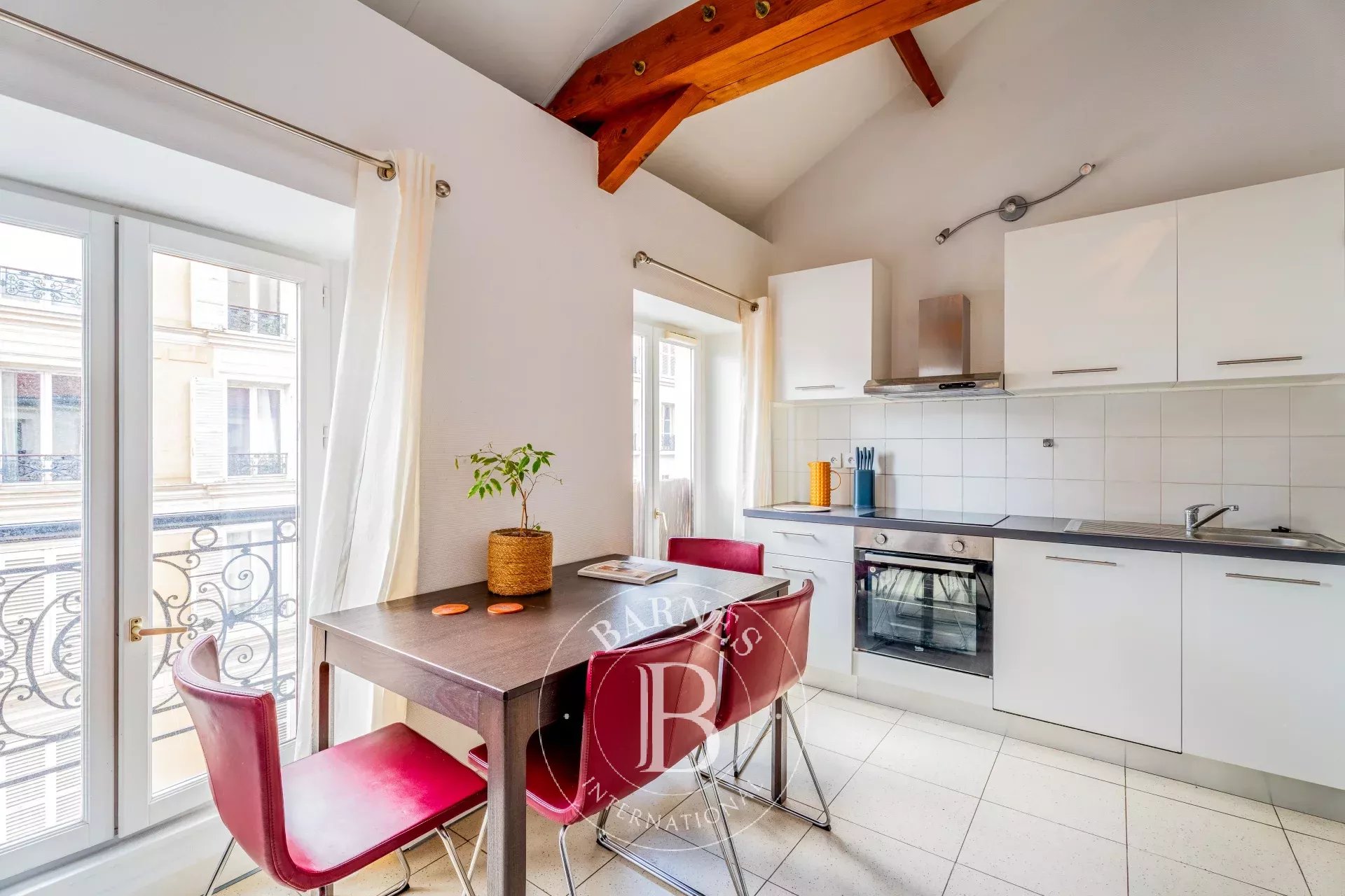 Daire Paris 18ème - picture 7