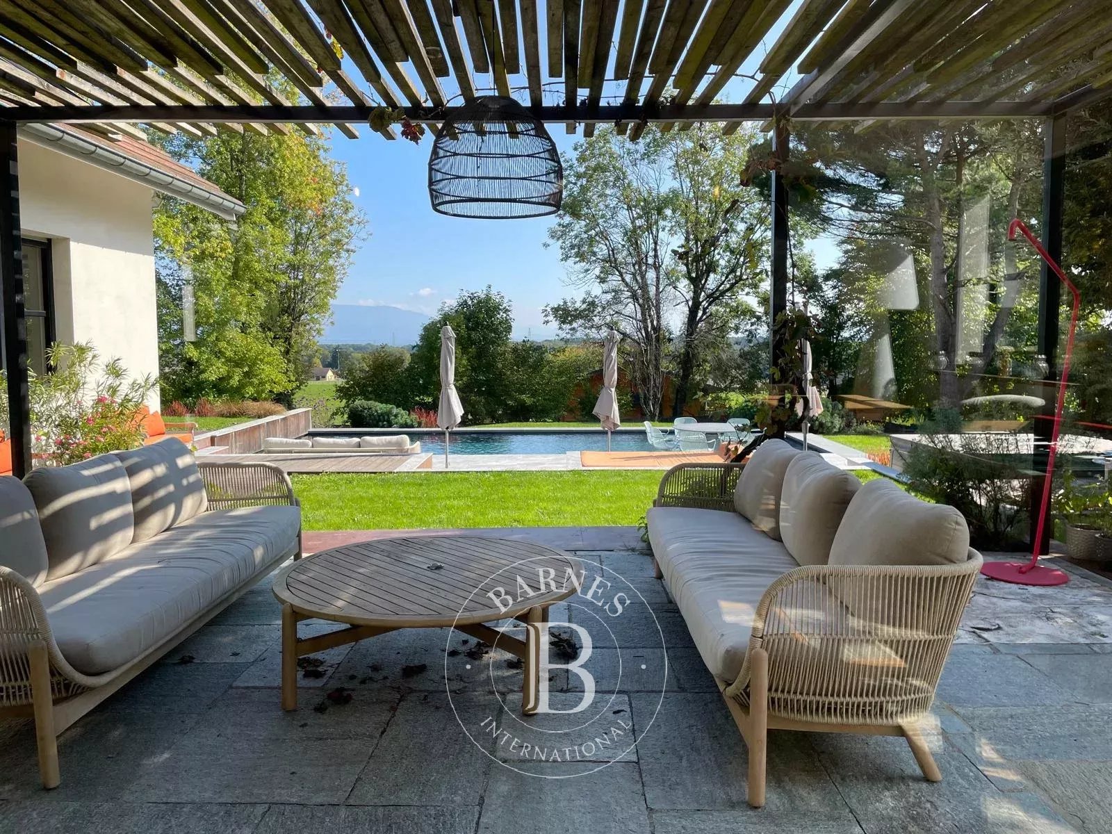 Villa Sauverny - picture 4