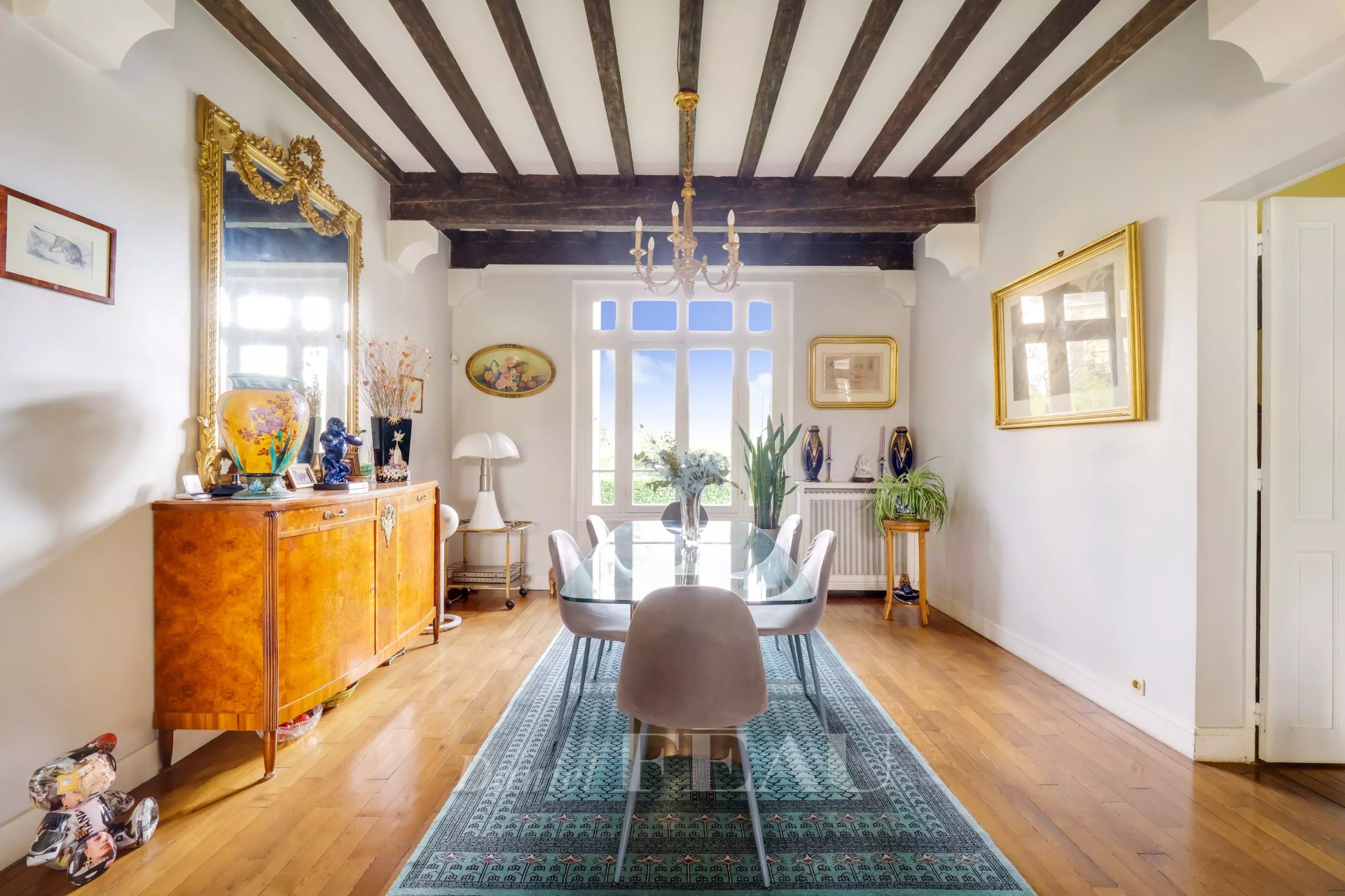 6 Bedroom Villa/Townhouse's Image 4